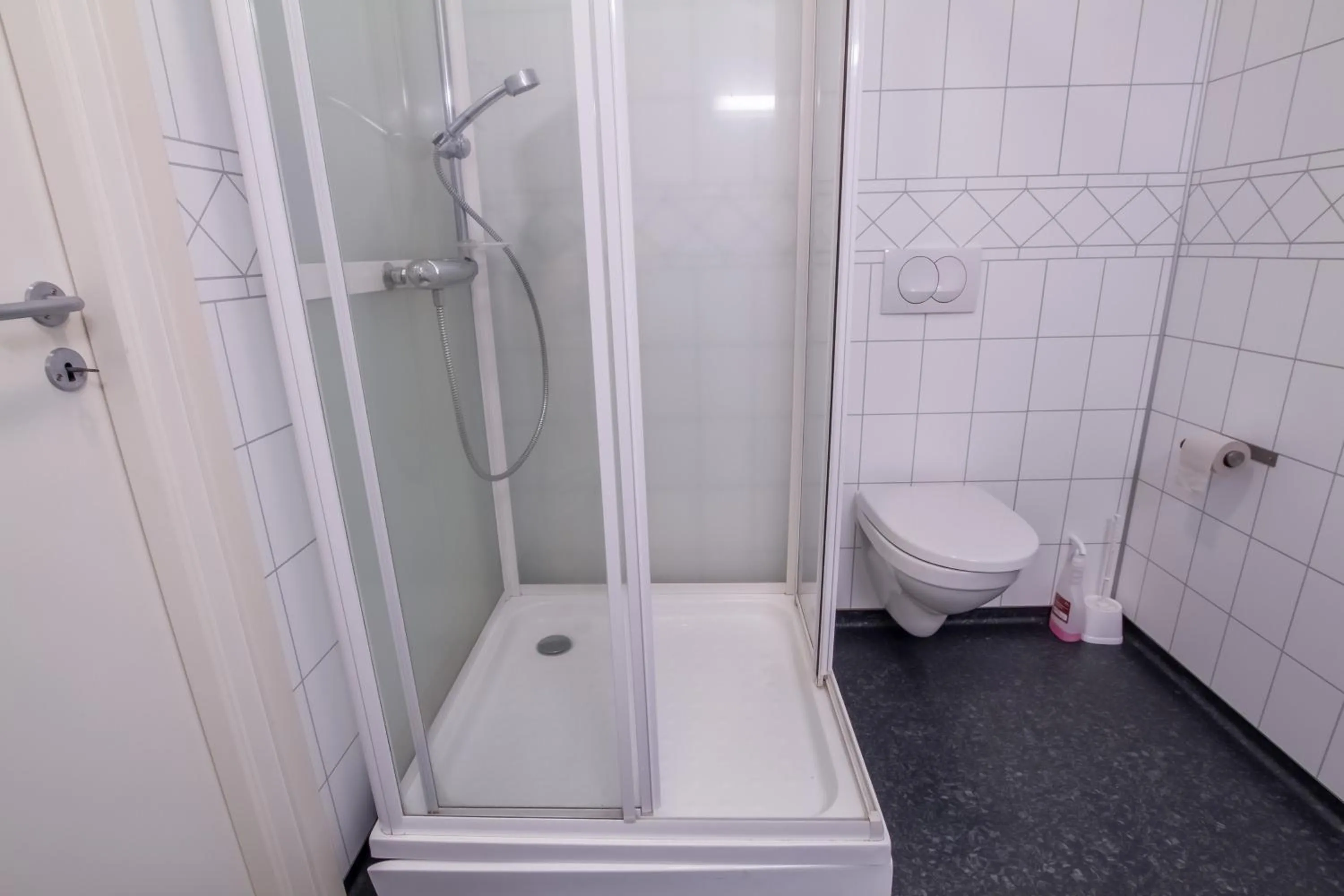 Shower in Sveastranda Camping