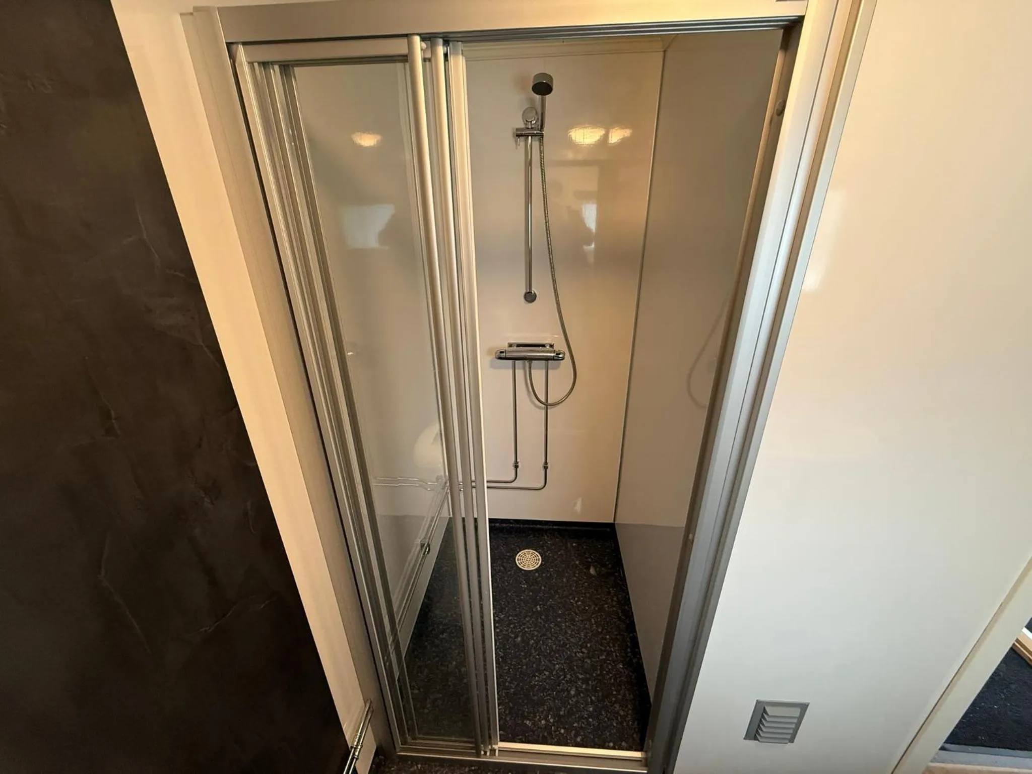 Bathroom in Sveastranda Camping