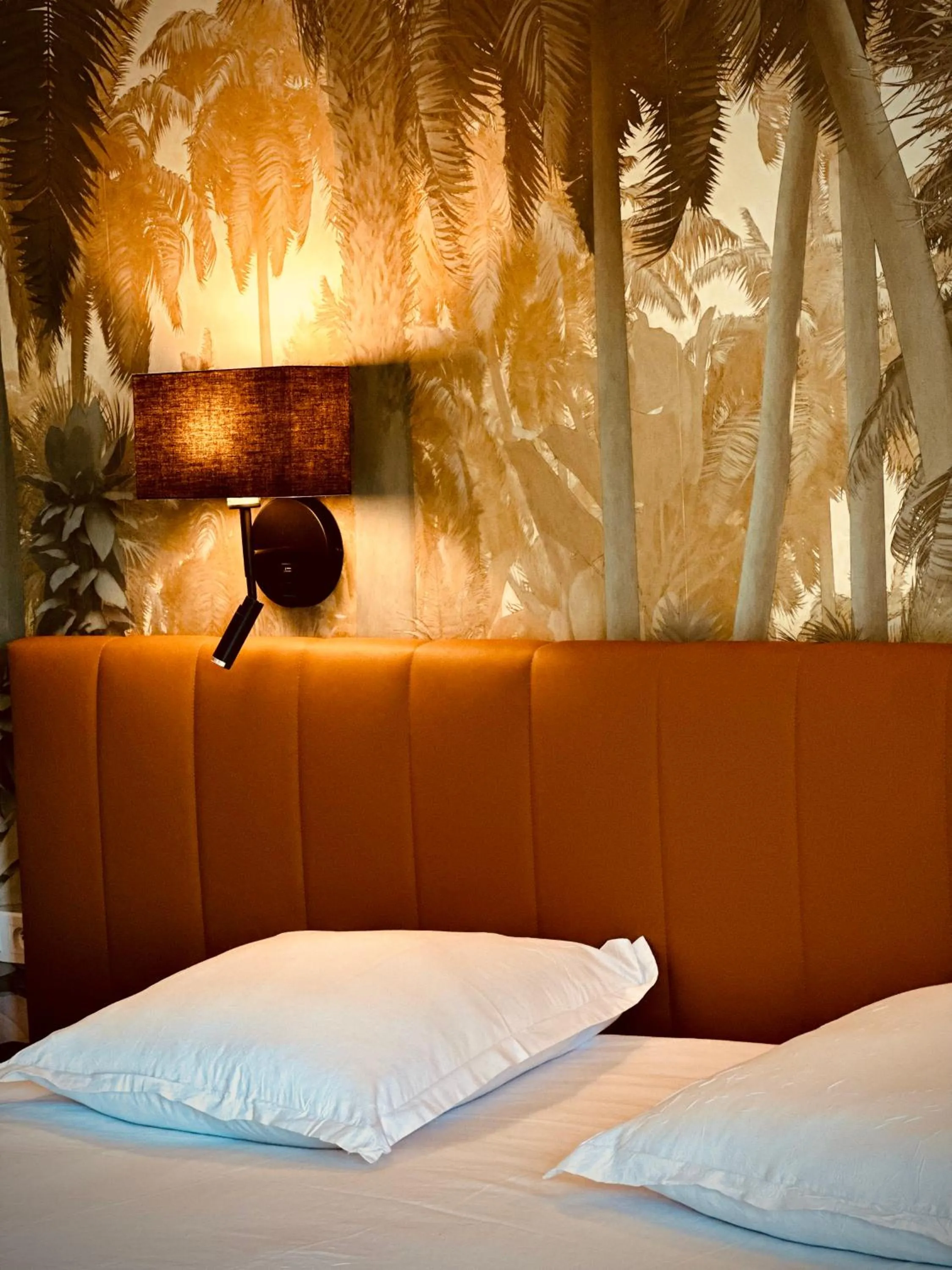 Bedroom, Bed in Hôtel Amaya