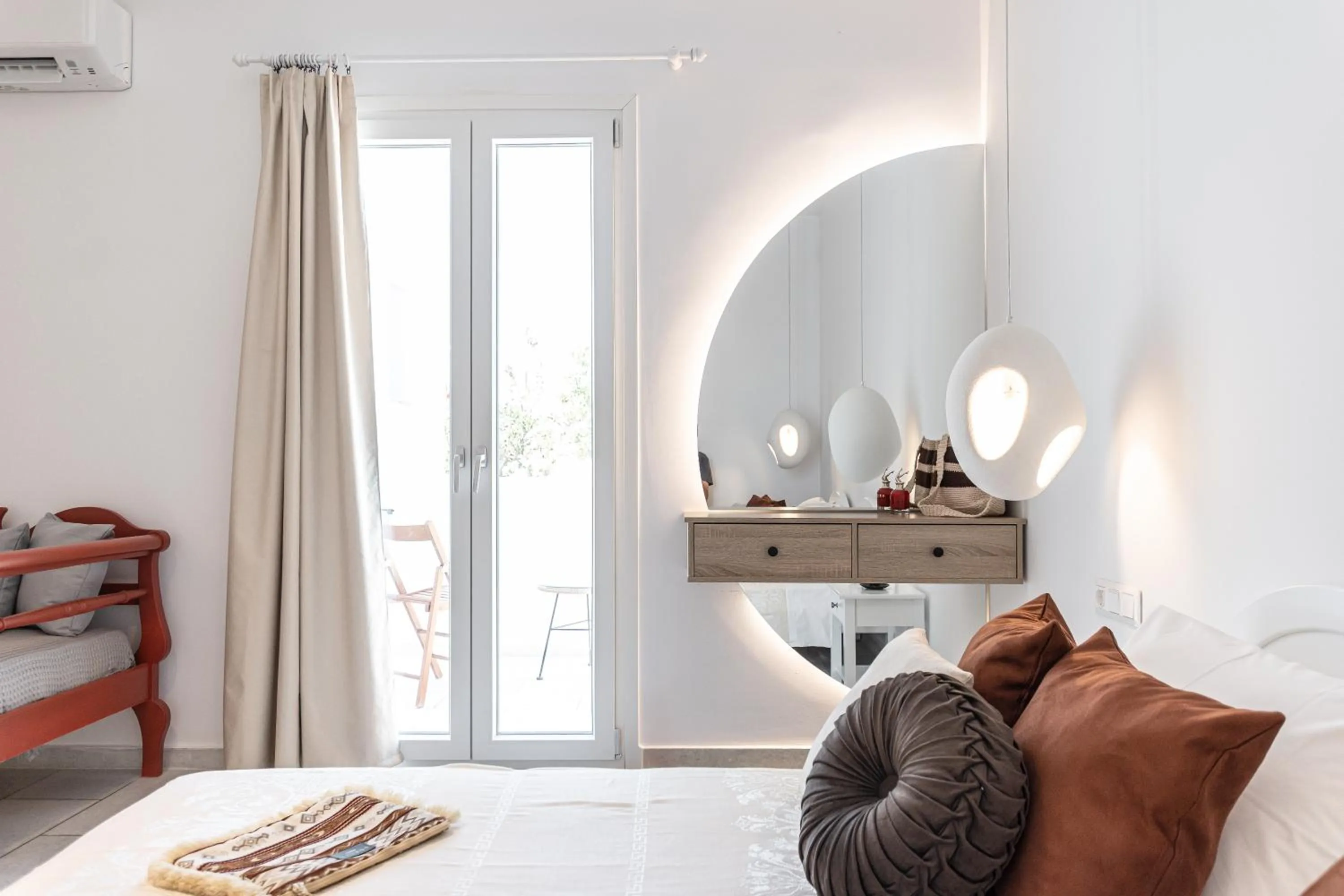 Shower, Bed in Birbas Hotel