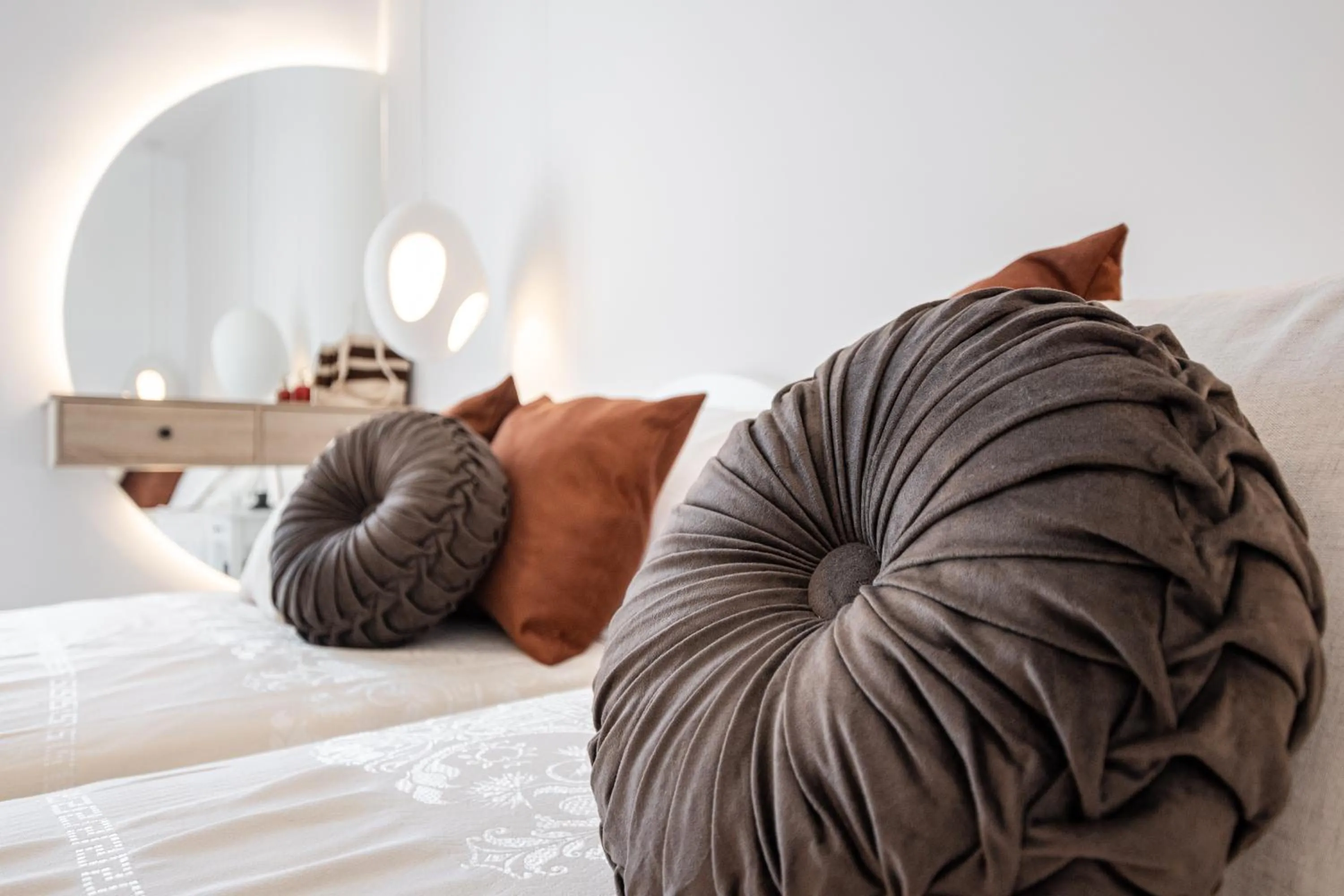 Staff, Bed in Birbas Hotel