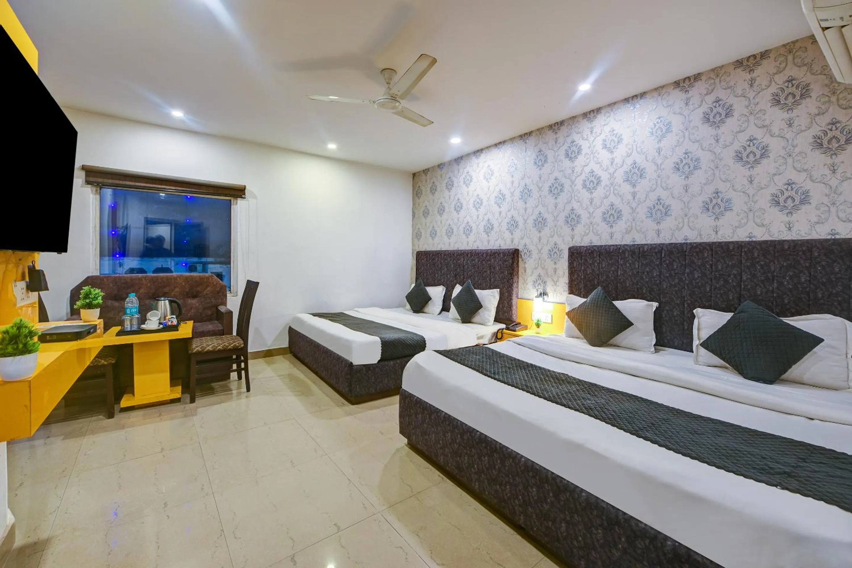 Bed in Kelvish Hotel- Delhi Airport