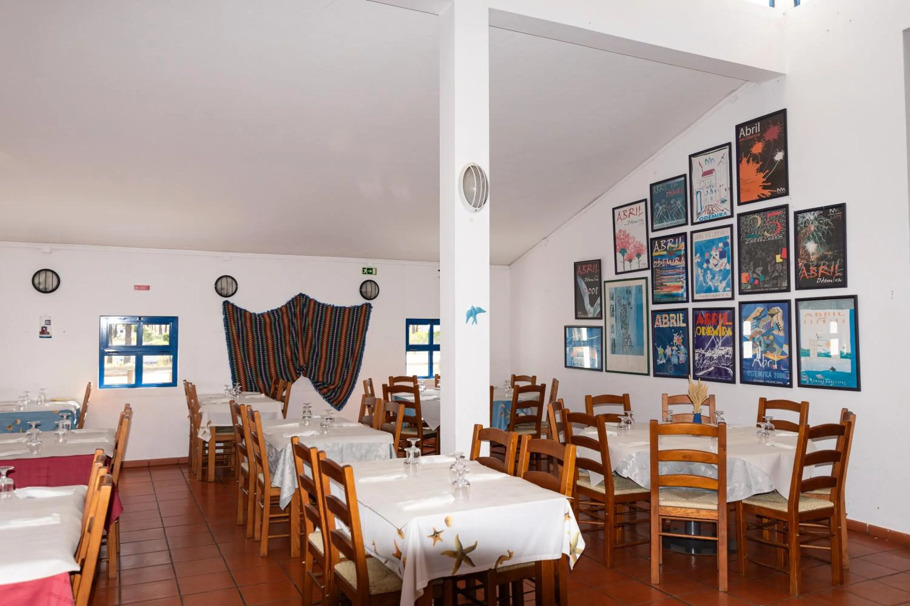 Food and drinks in Parque de Campismo Orbitur Sitava Milfontes