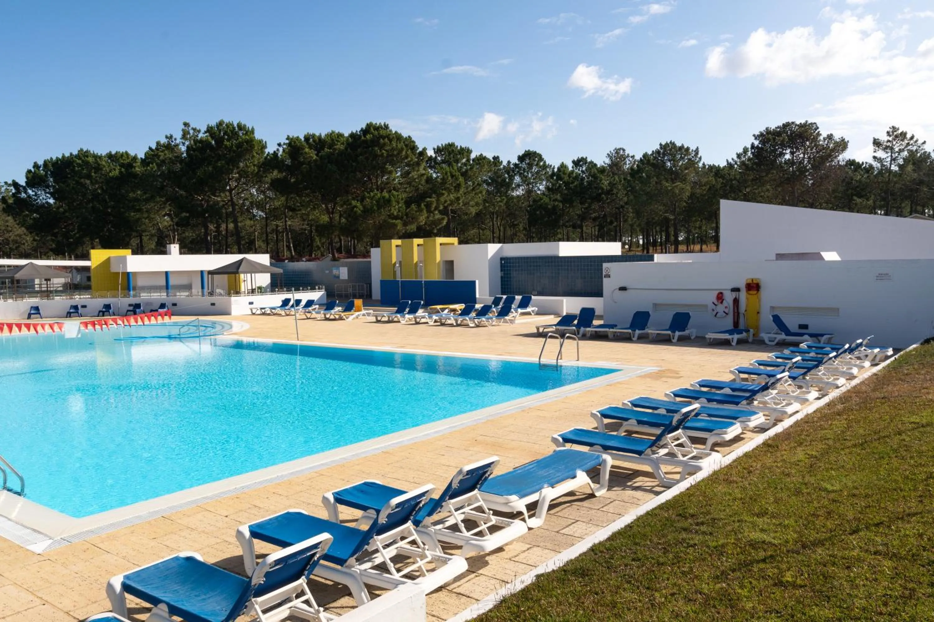 Swimming pool in Parque de Campismo Orbitur Sitava Milfontes