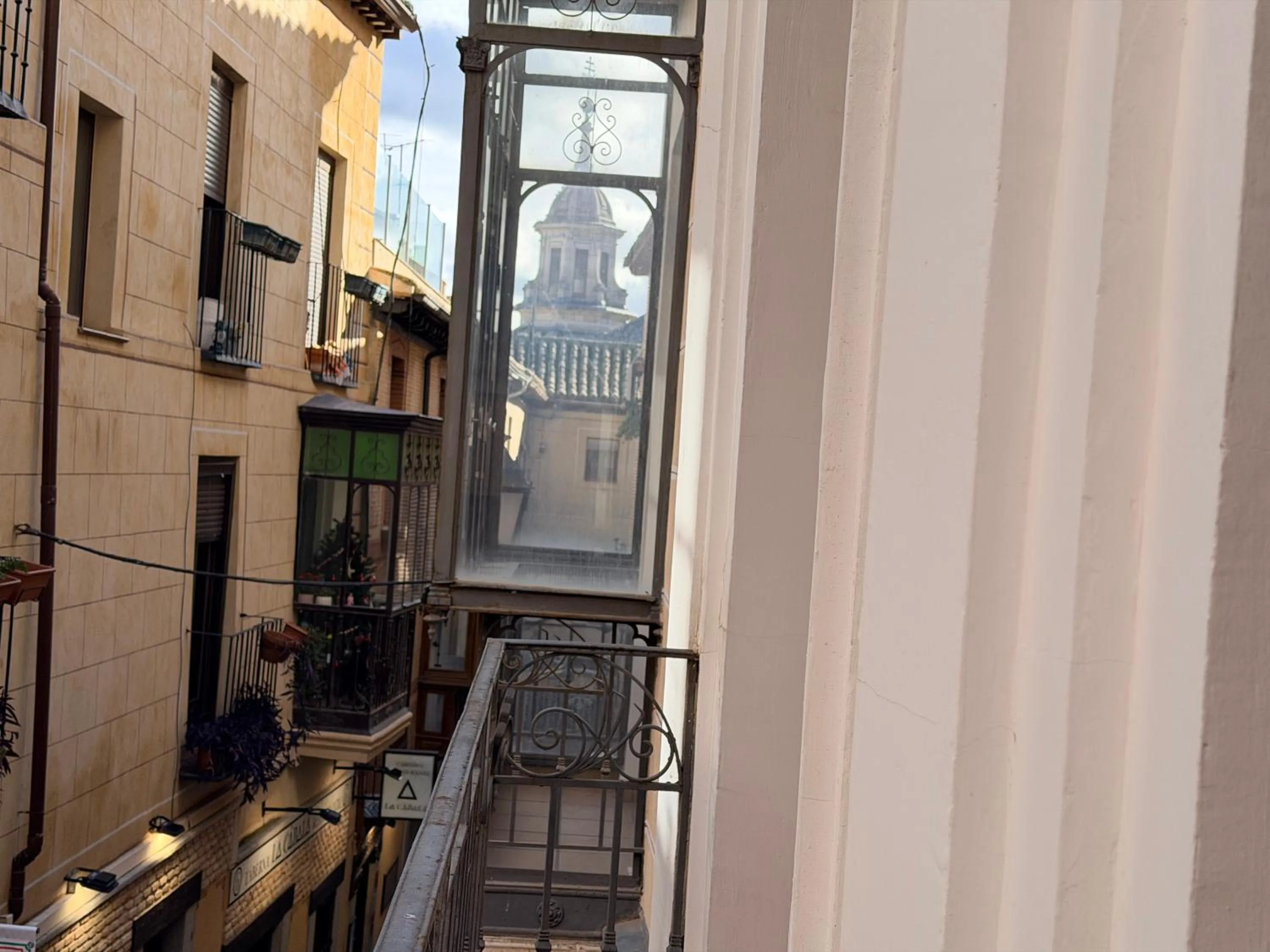 Smartmonki Sinagoga Entre la Catedral y Zocodover