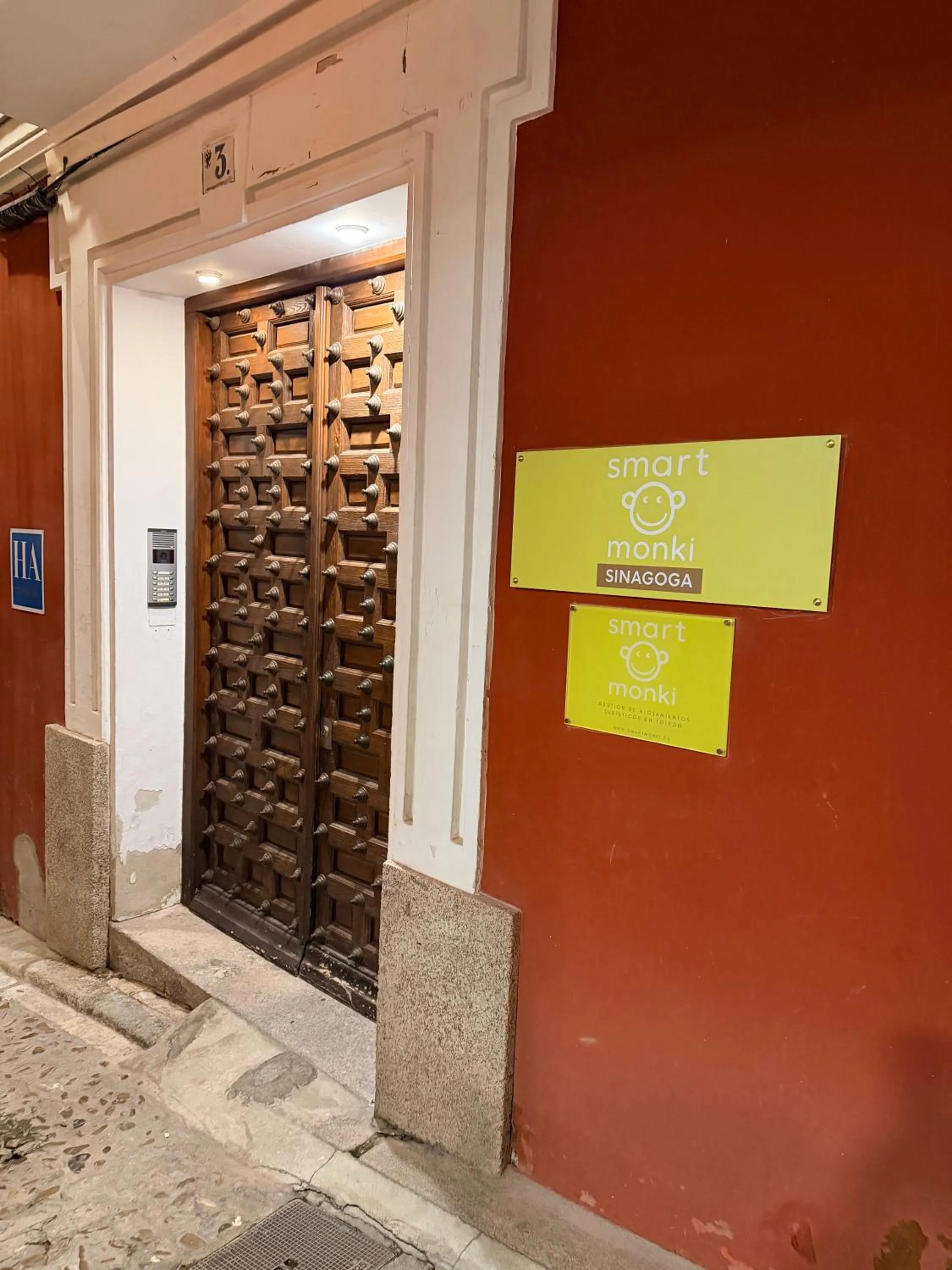 Property building in Smartmonki Sinagoga Entre la Catedral y Zocodover