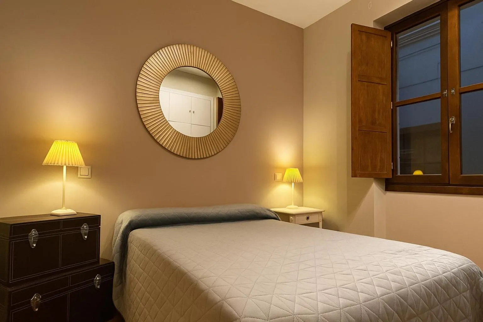 Bed in Smartmonki Sinagoga Entre la Catedral y Zocodover