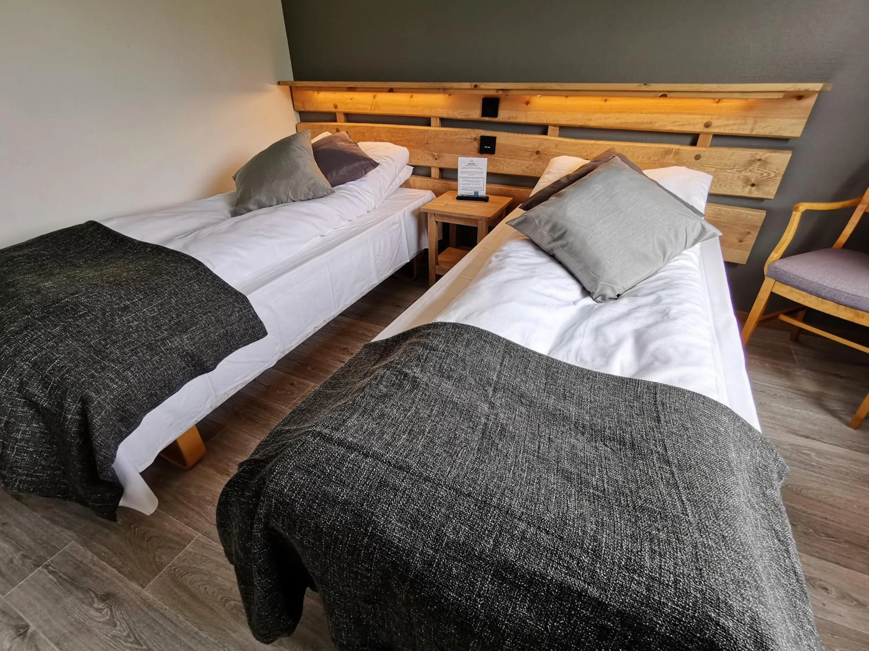 Bed in Honne Hotell