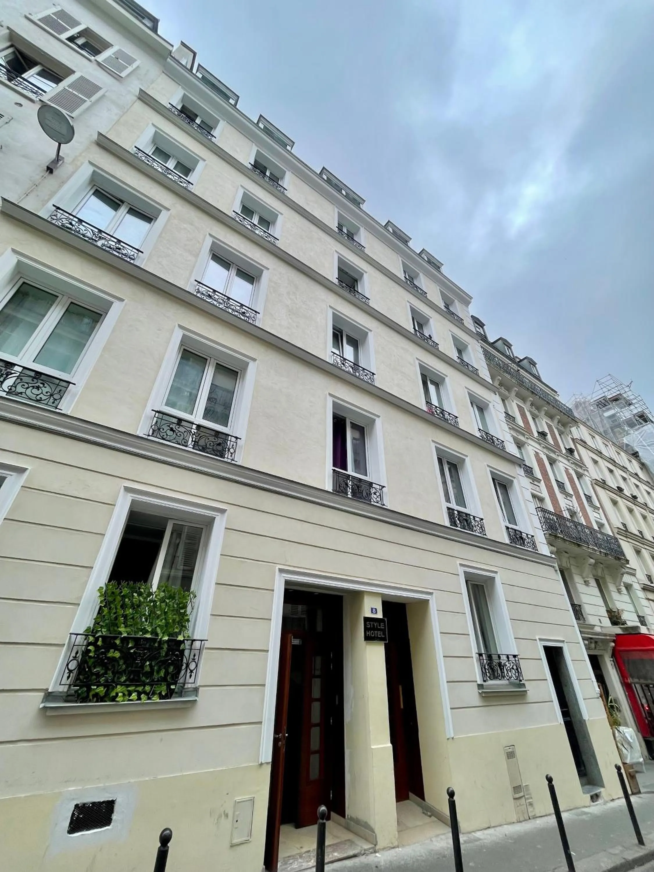STYLE HOTEL