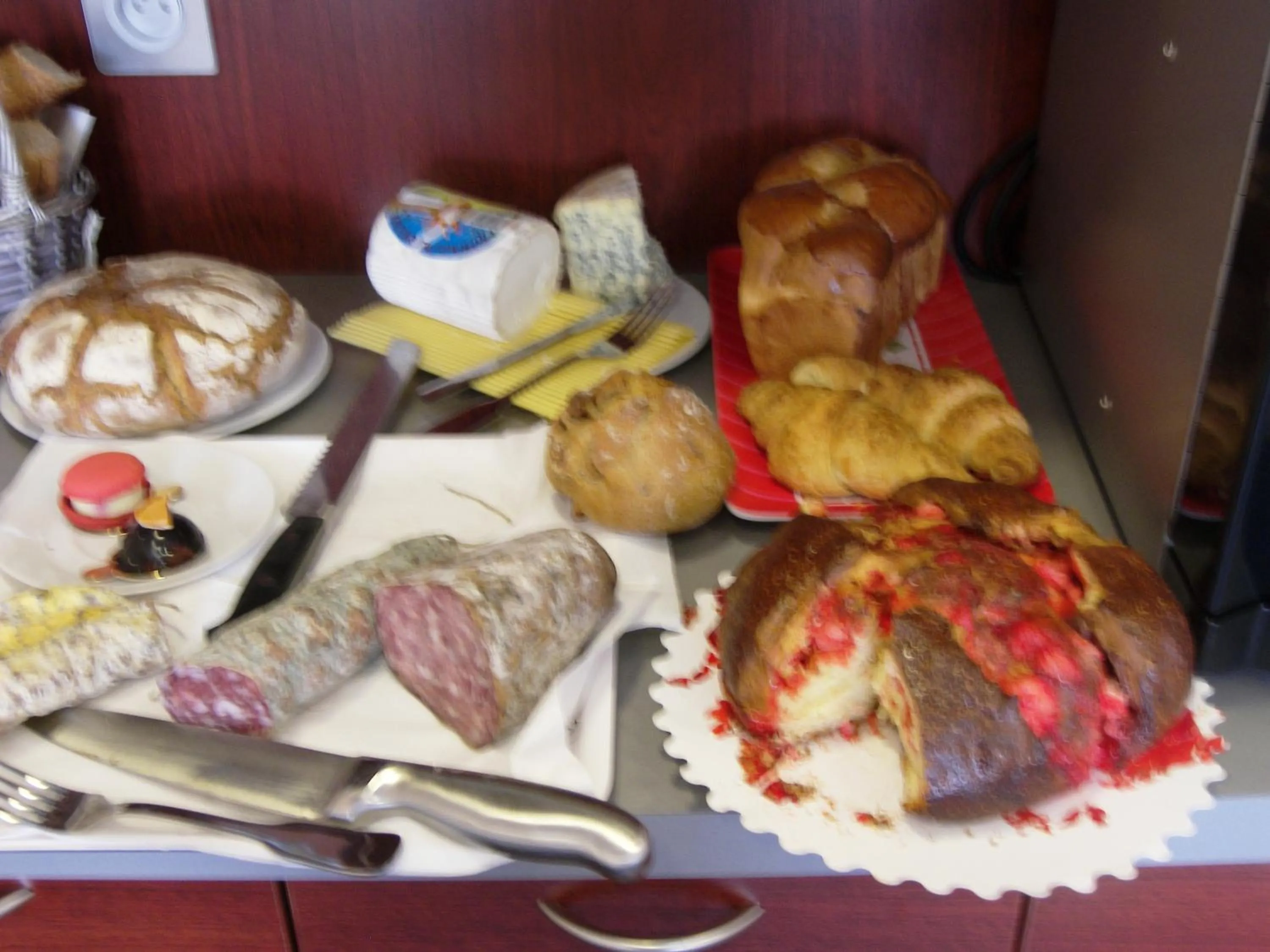 Restaurant/places to eat in Hostellerie Del Matin Calme