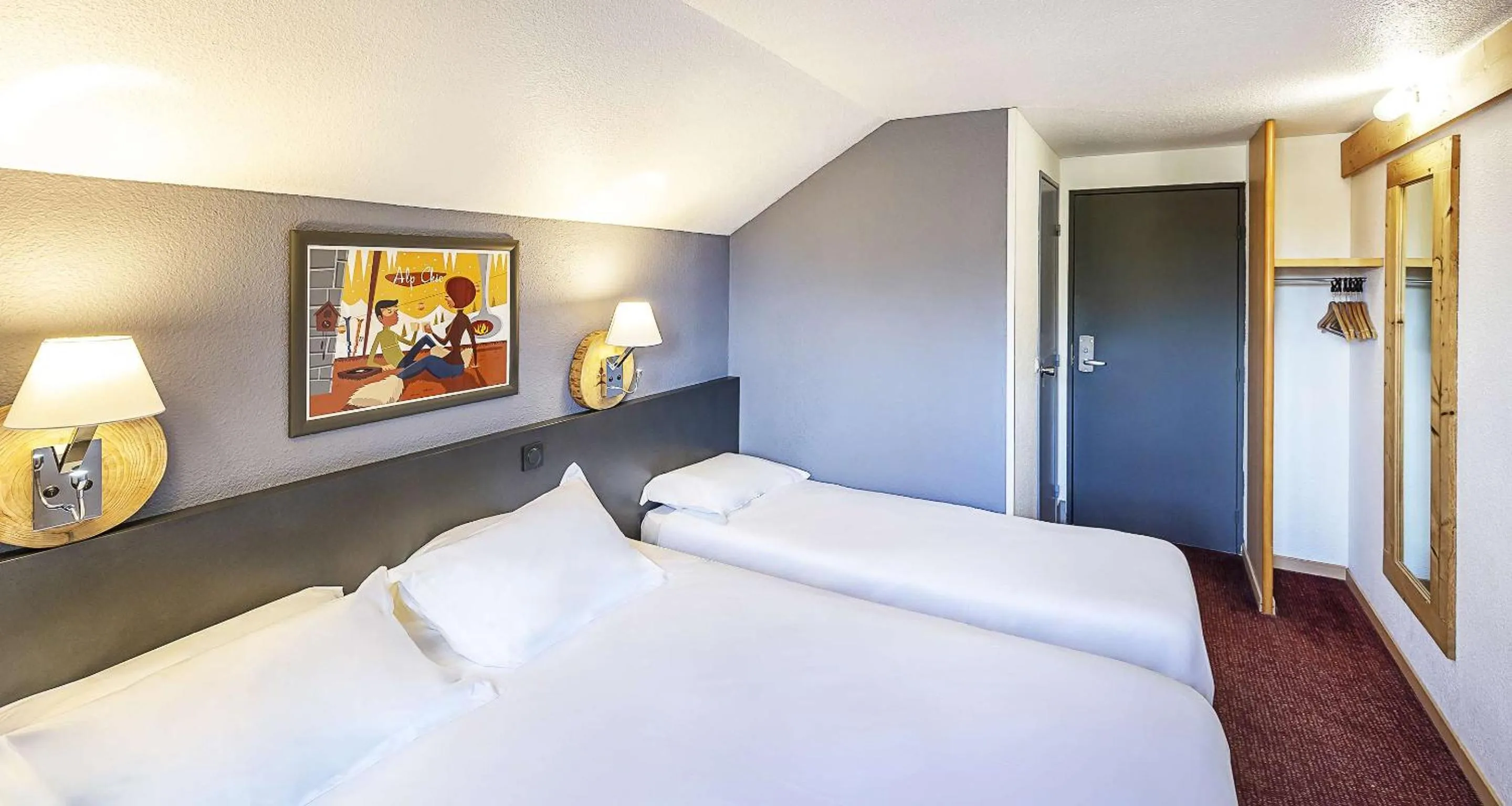 Bedroom, Bed in Sure Hotel by Best Western Annecy