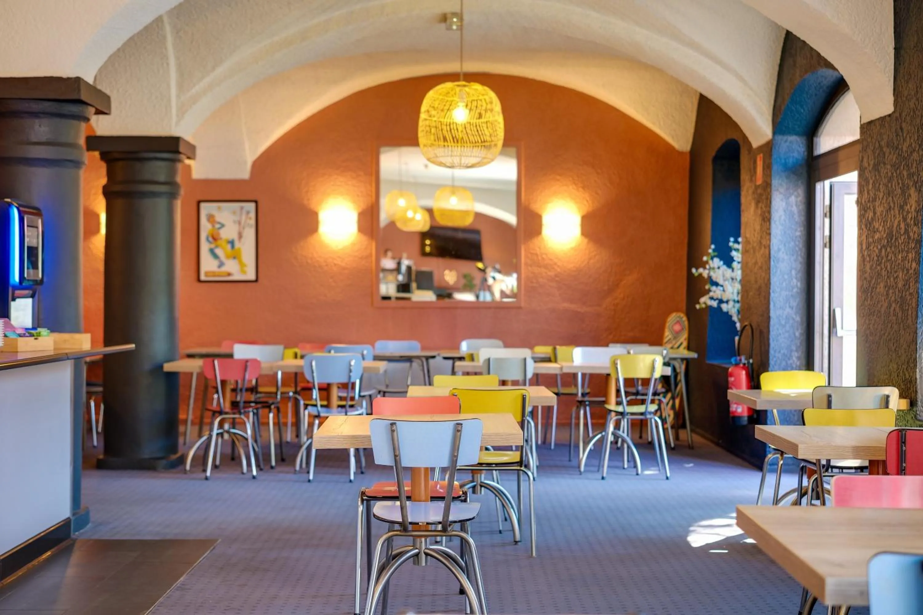 Restaurant/places to eat in Sure Hotel by Best Western Annecy