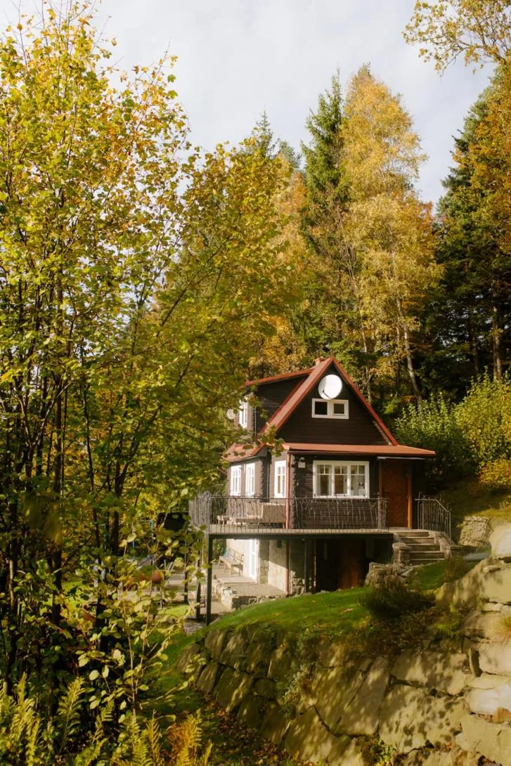 Property building in Chaloupka na stráni