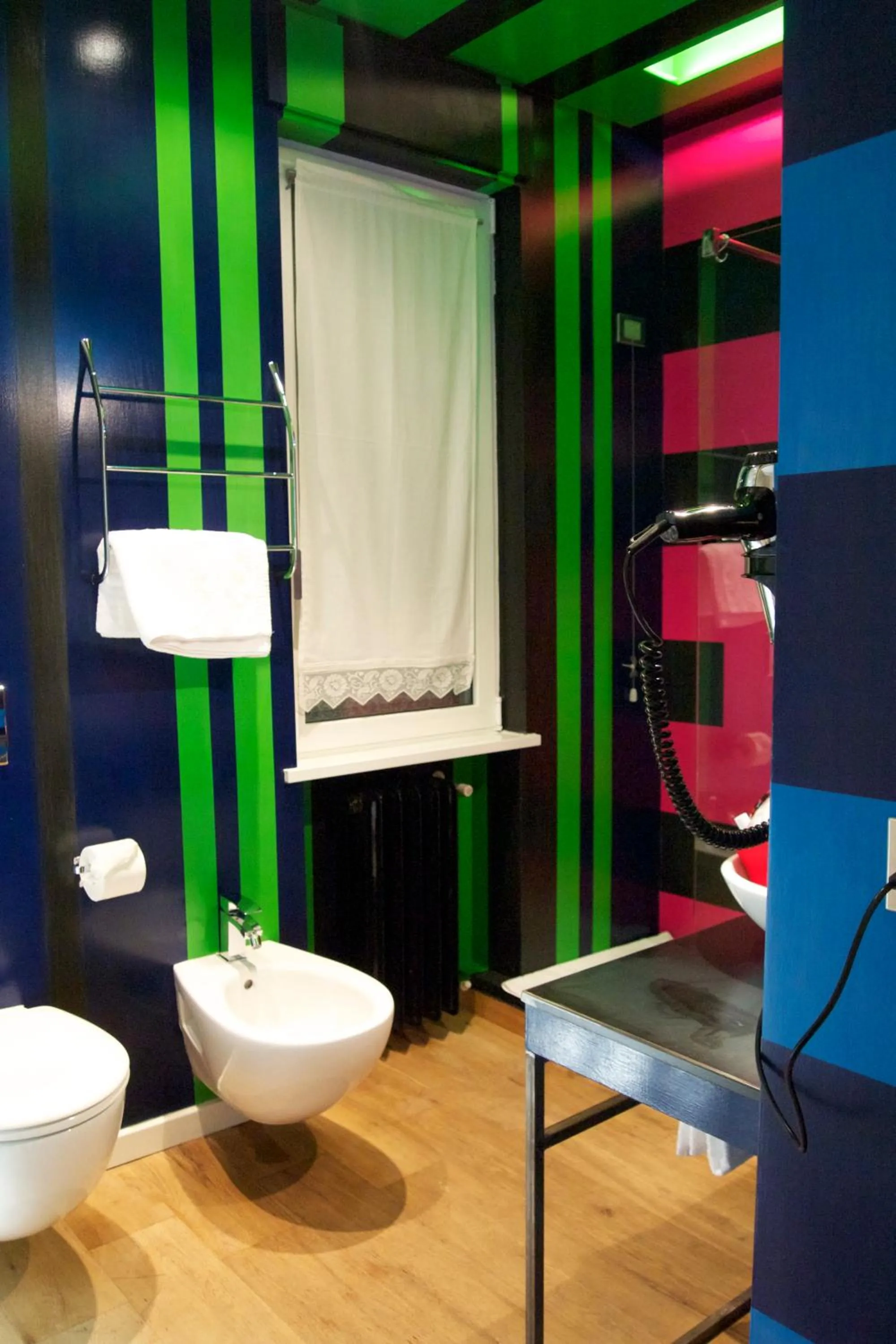 Toilet in B&B Via Diaz