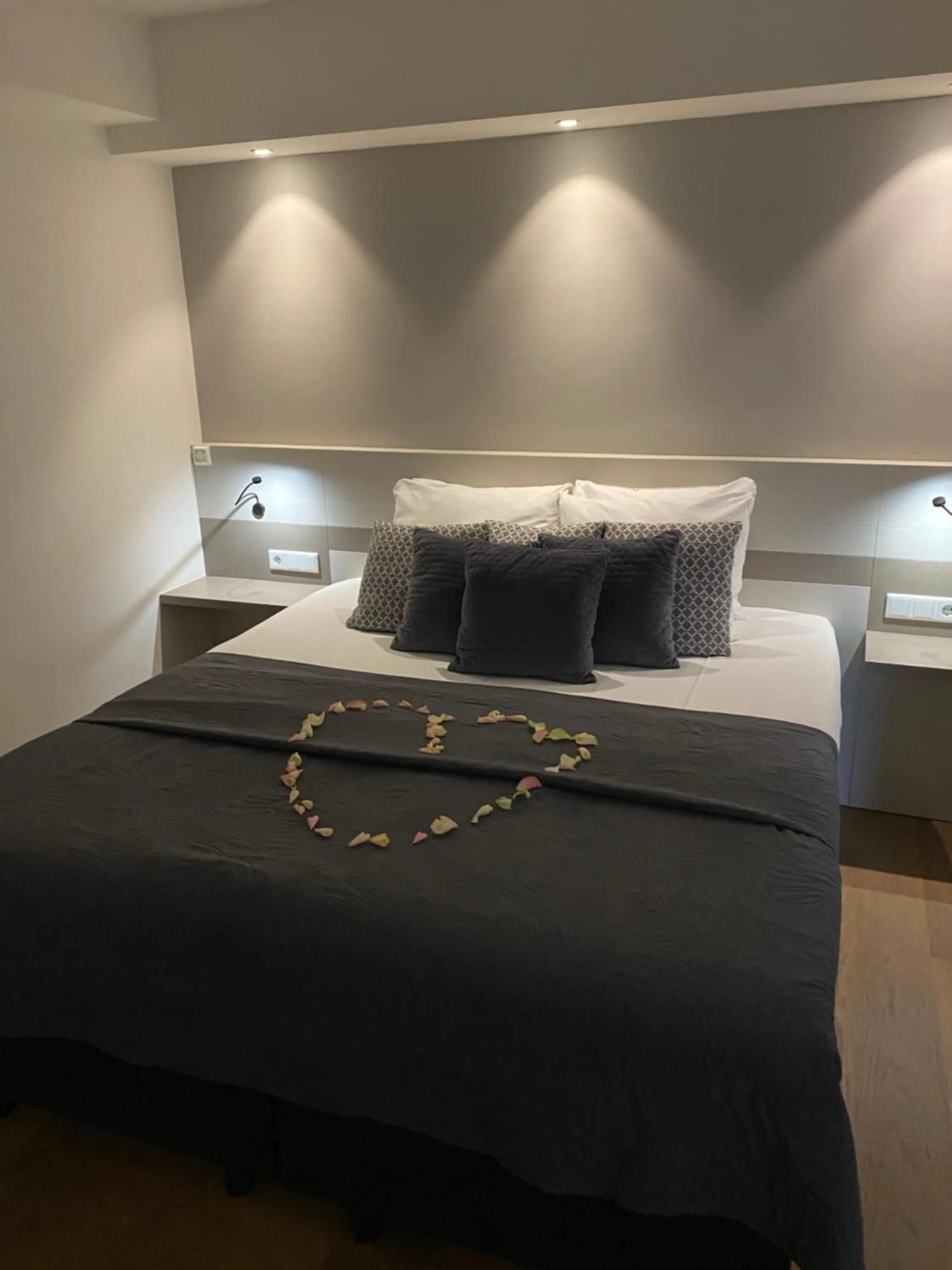 Bedroom, Bed in Hotel 't Peperhuys