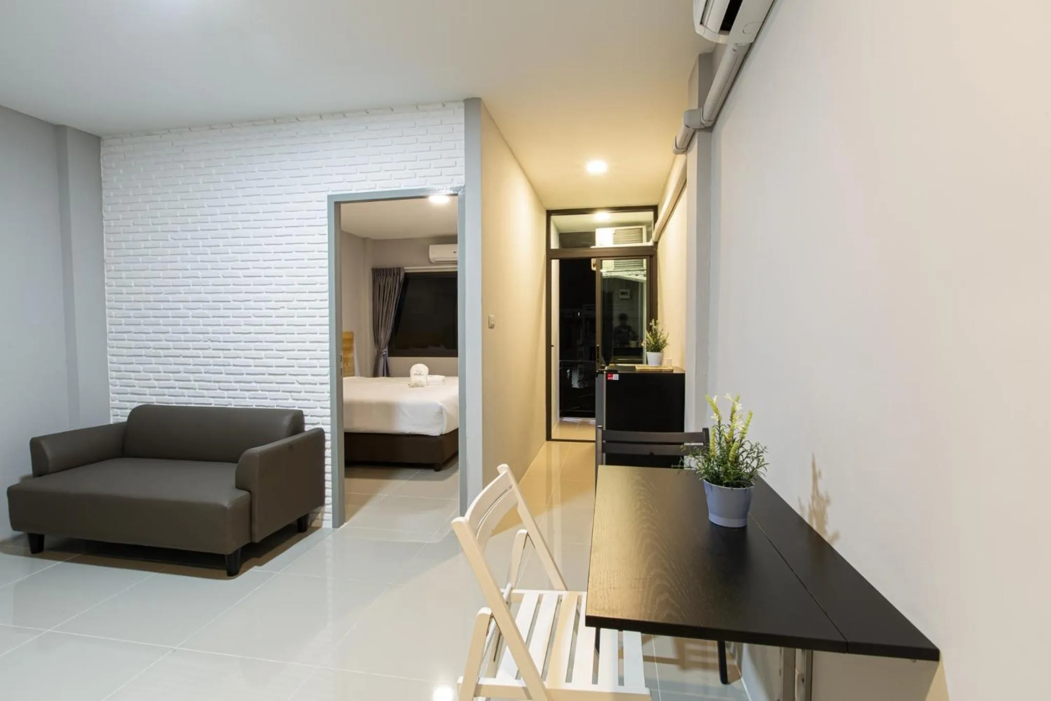 Bed in Fine Bed Hotel