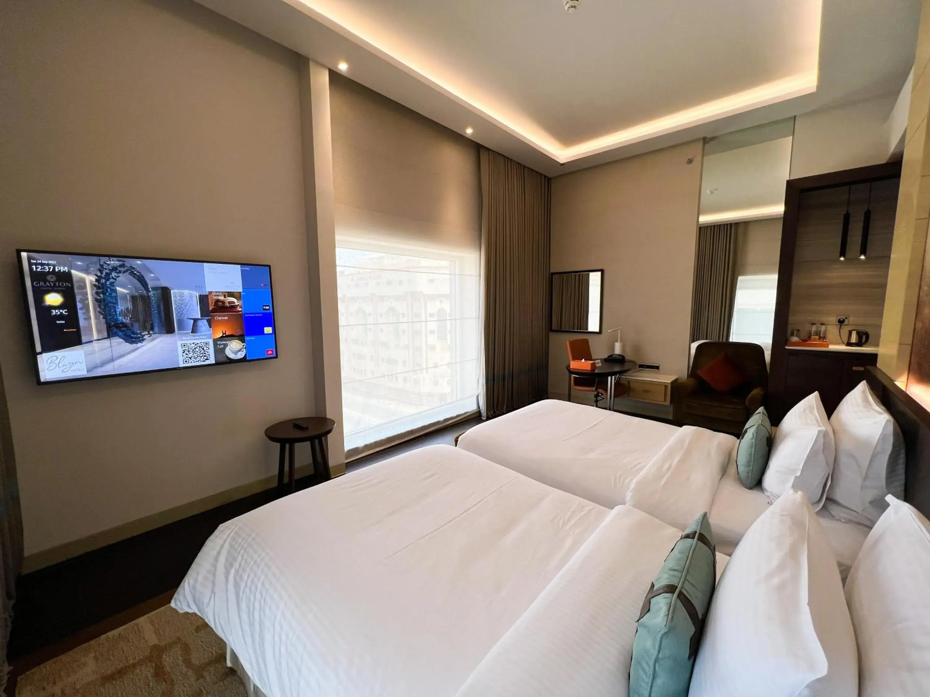 Classic Twin Room in Grayton Hotel by Blazon Hotels Classic Twin Room in Grayton Hotel by Blazon Hotels