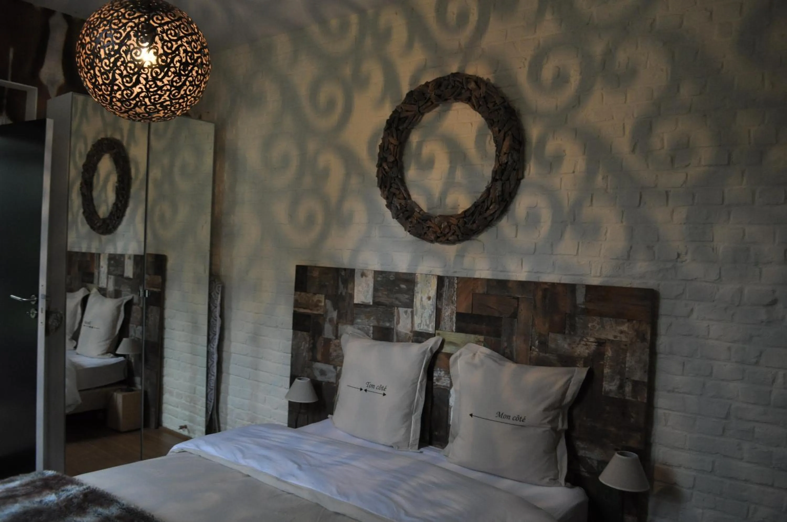 Bedroom, Bed in Au Cœur du Jardin