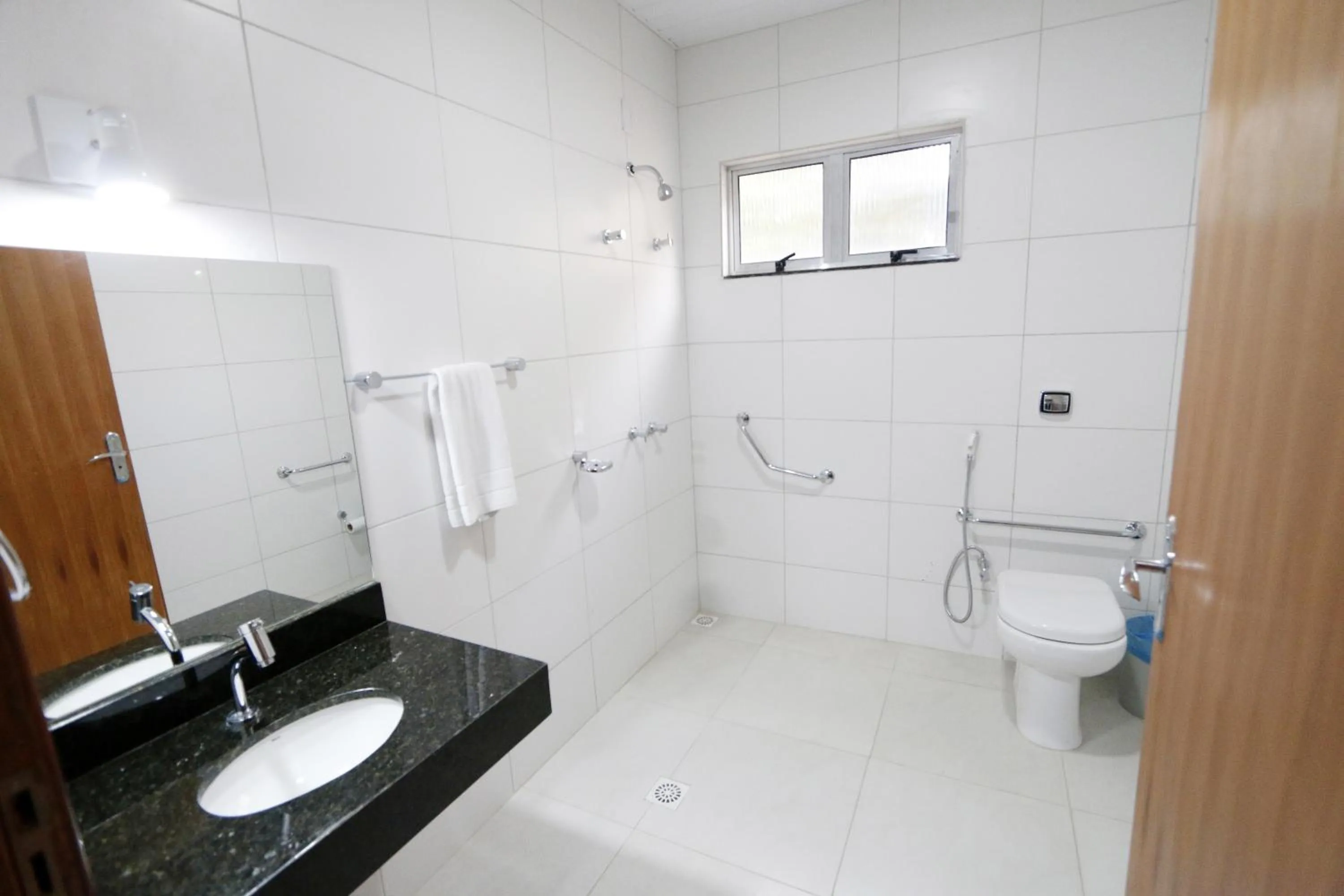 Bathroom in Hotel Tauari