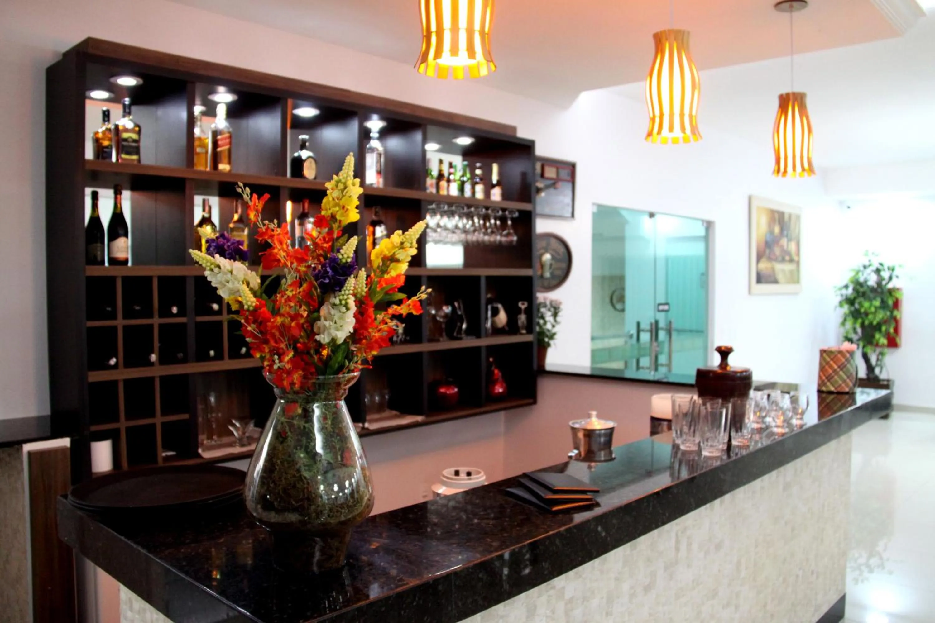 Restaurant/places to eat in Hotel Tauari