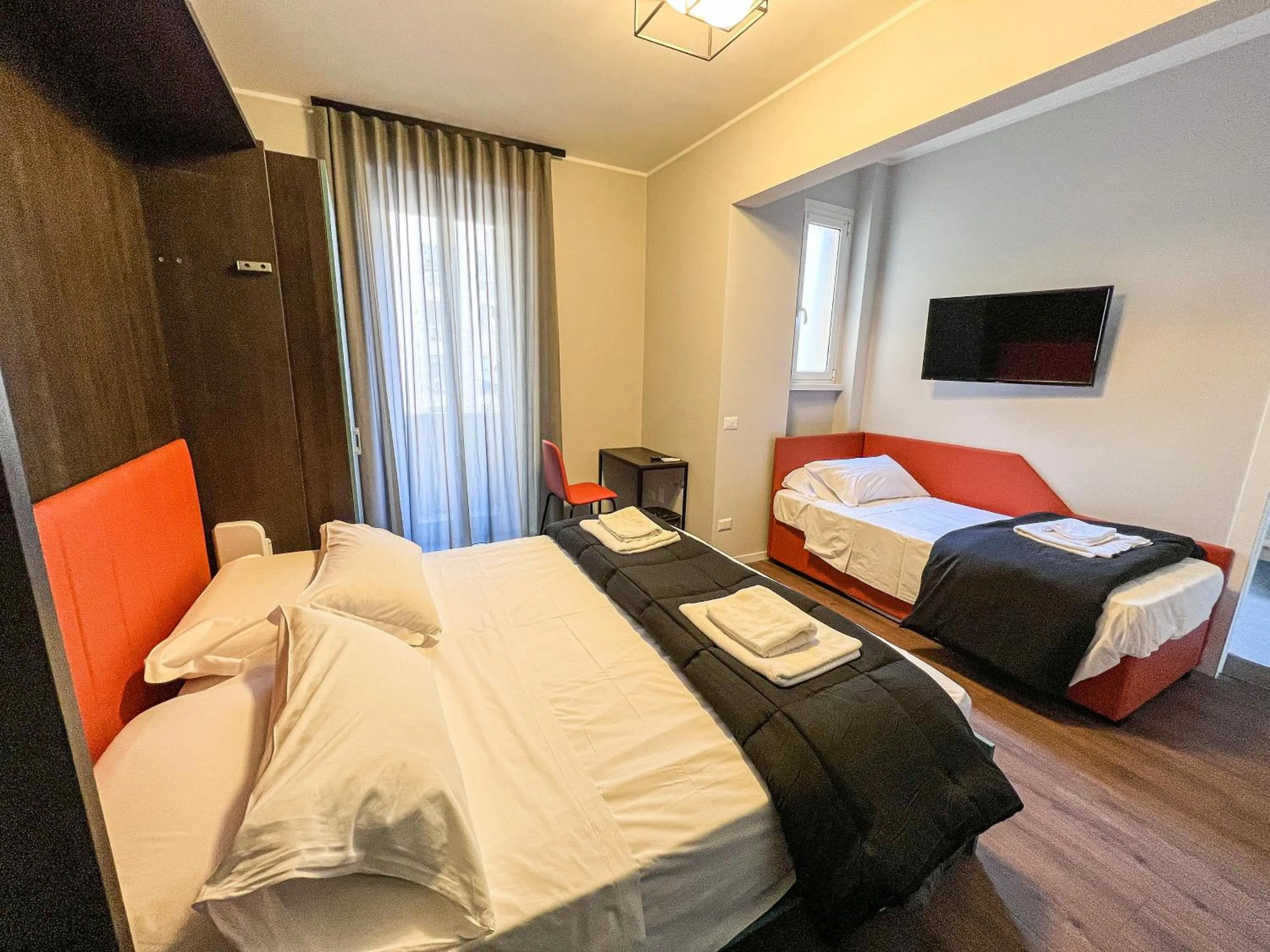 Bedroom, Bed in Luciano Licia Guest House