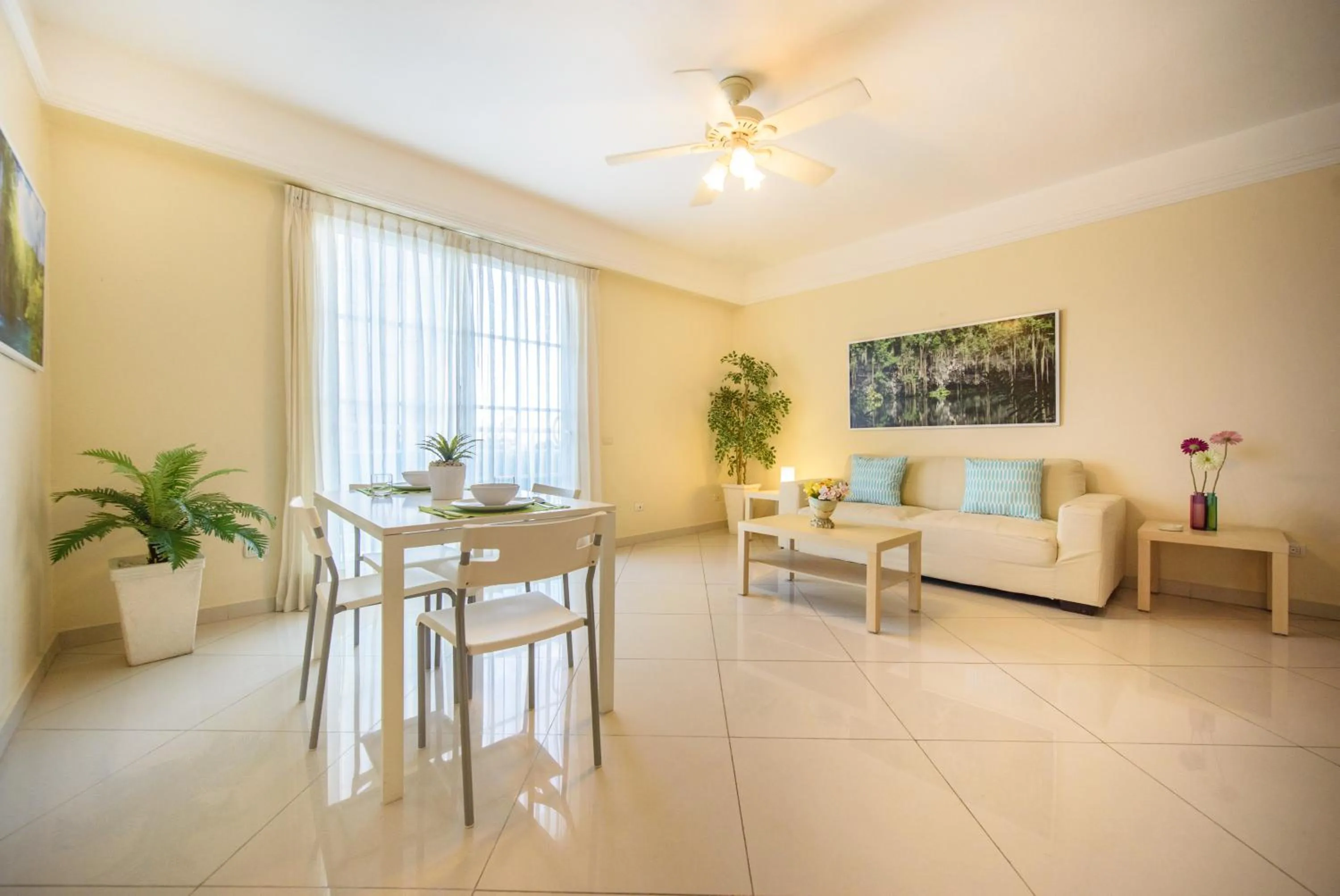 Living room in Hotel Shakey