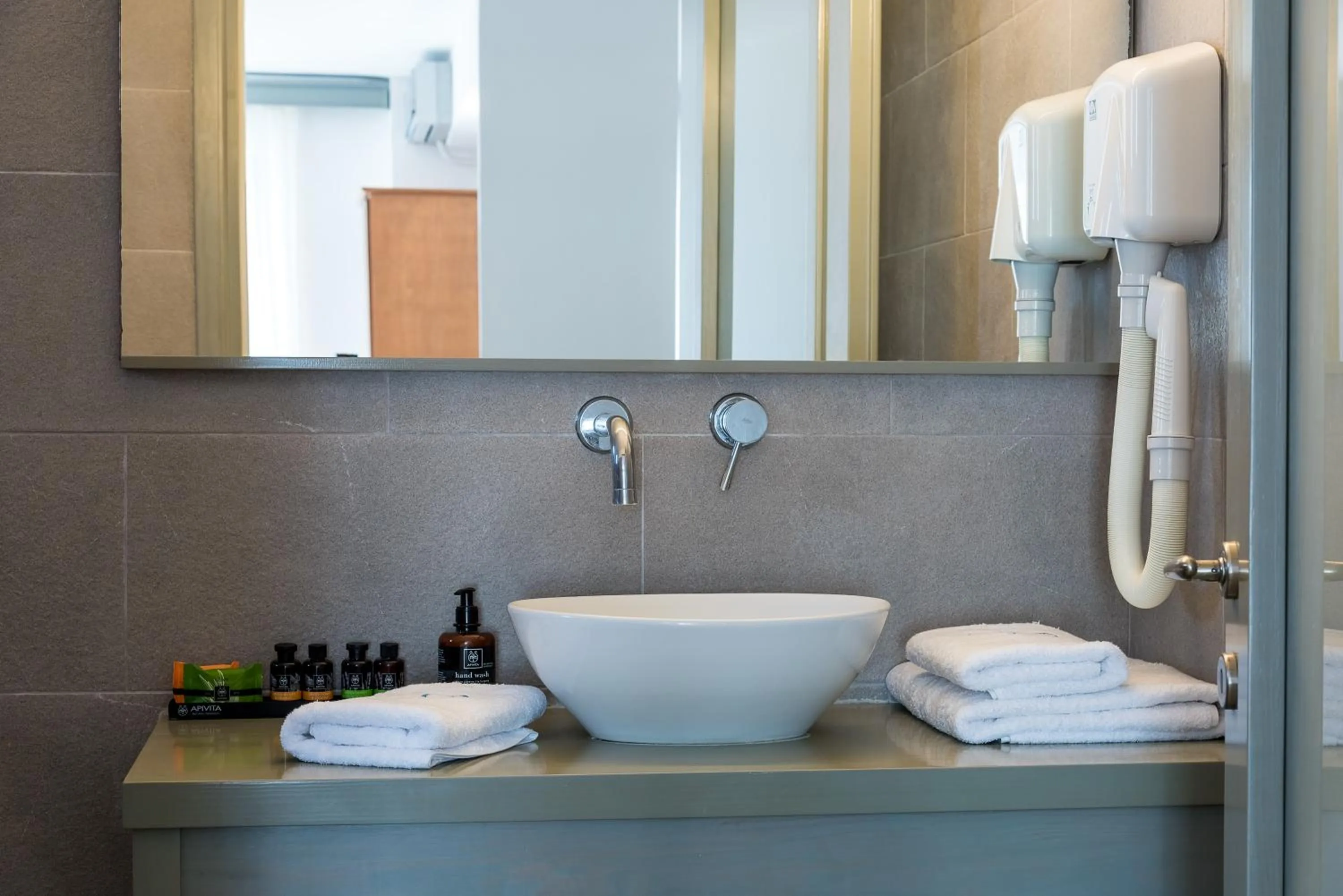 Bathroom in Olympia Mare