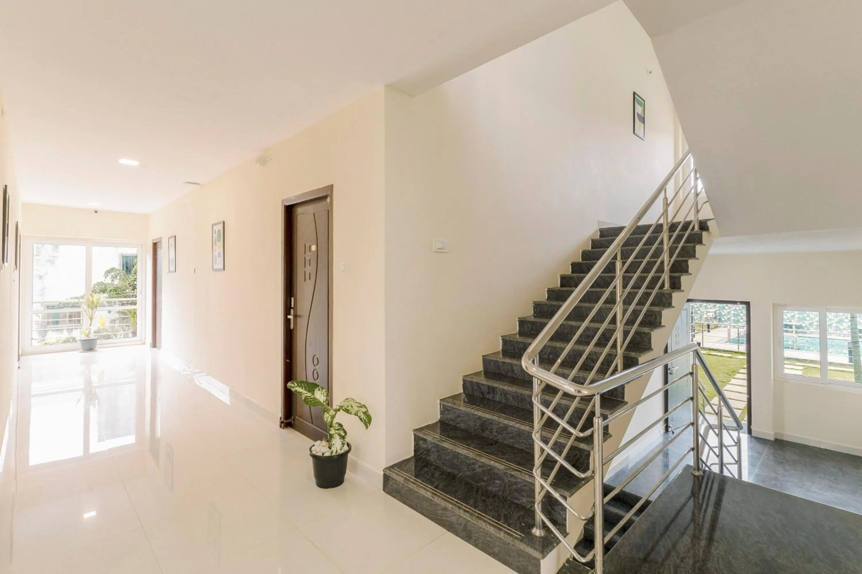 Lobby or reception in Treebo SNS Grand Inn With Swimming Pool