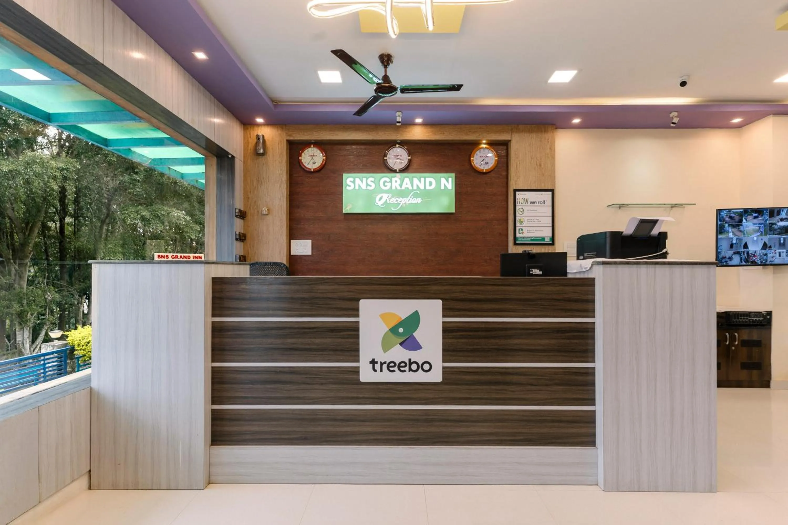 Lobby or reception in Treebo SNS Grand Inn With Swimming Pool