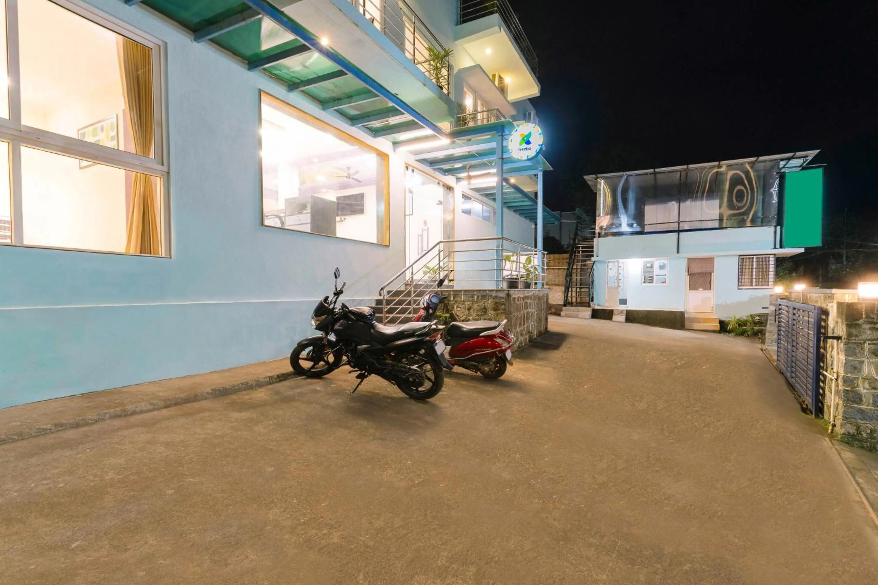 Parking in Treebo SNS Grand Inn With Swimming Pool