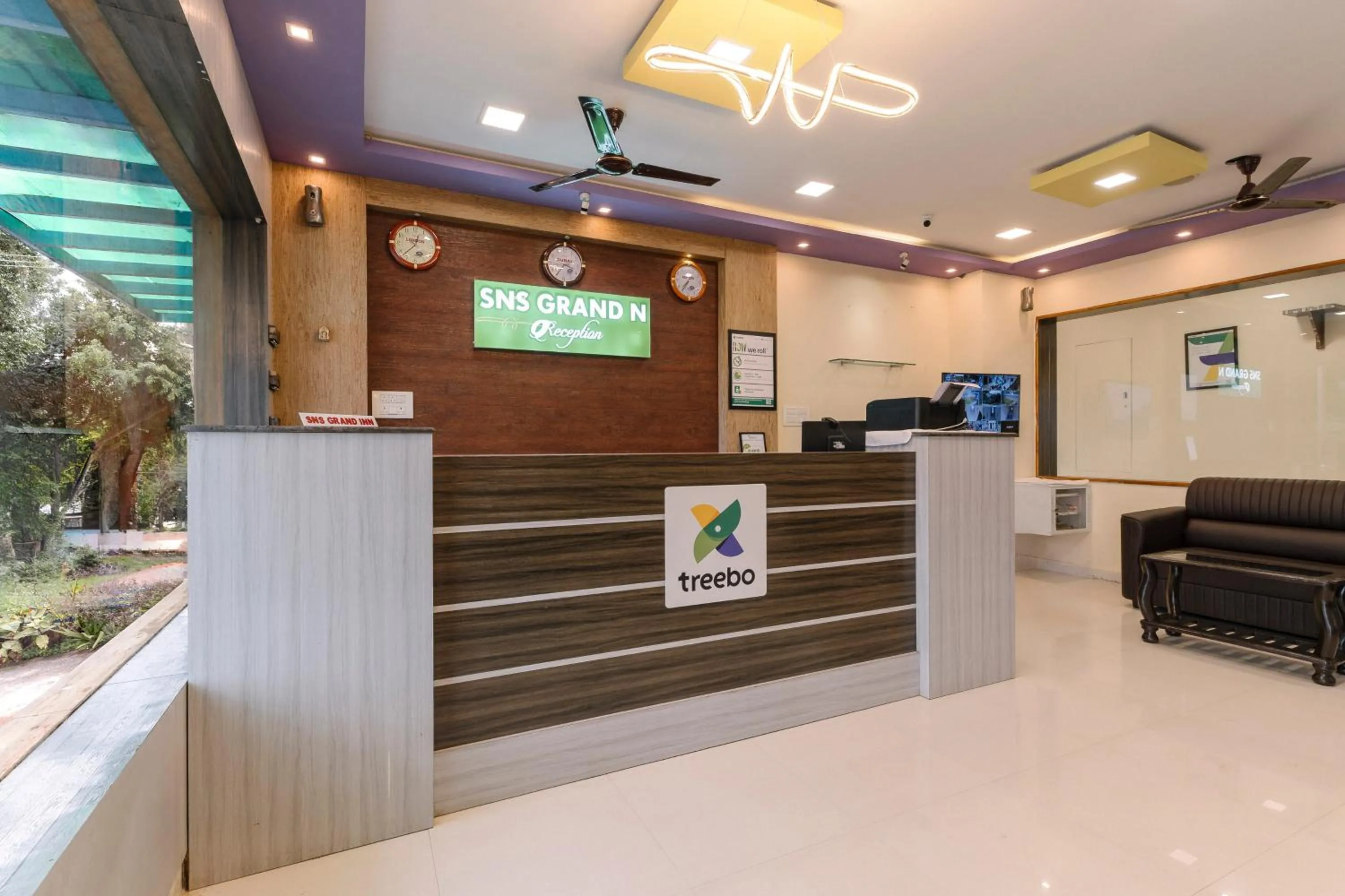 Lobby or reception in Treebo SNS Grand Inn With Swimming Pool