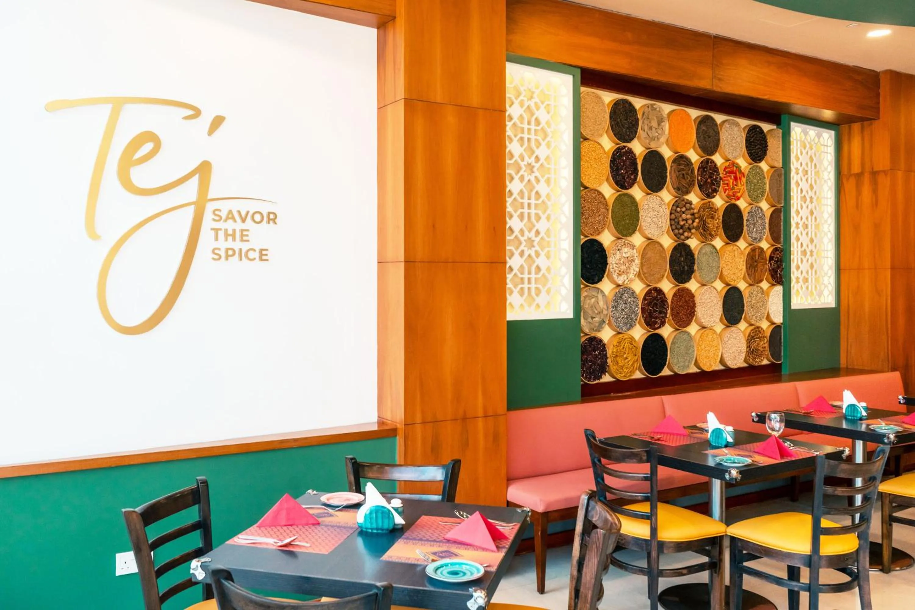 Restaurant/places to eat in Ramada by Wyndham Dubai Deira