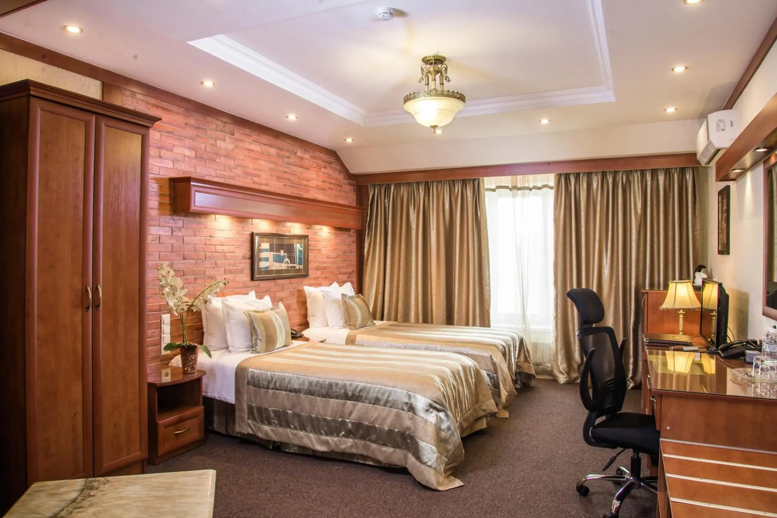 Comfort Double or Twin Room - single occupancy in Hotel Uyut Almaty Comfort Double or Twin Room - single occupancy in Hotel Uyut Almaty