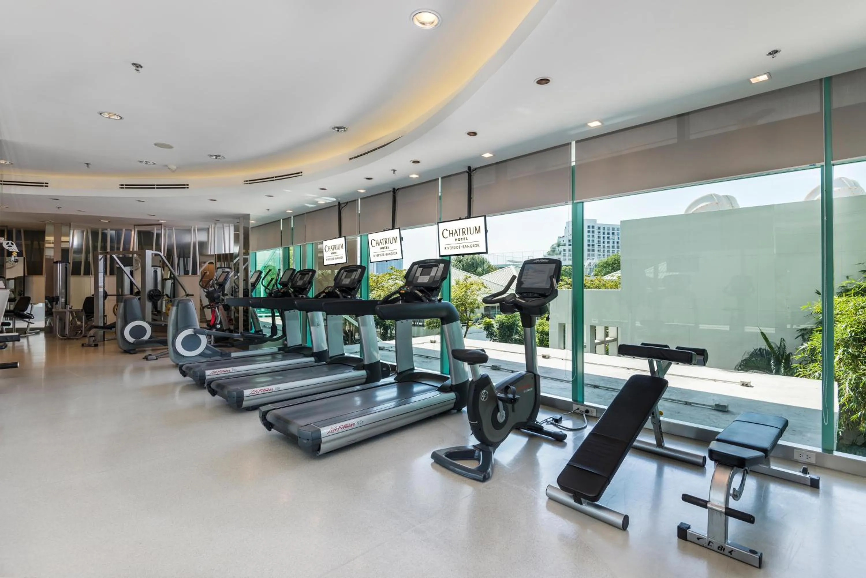 Fitness centre/facilities in Chatrium Hotel Riverside Bangkok