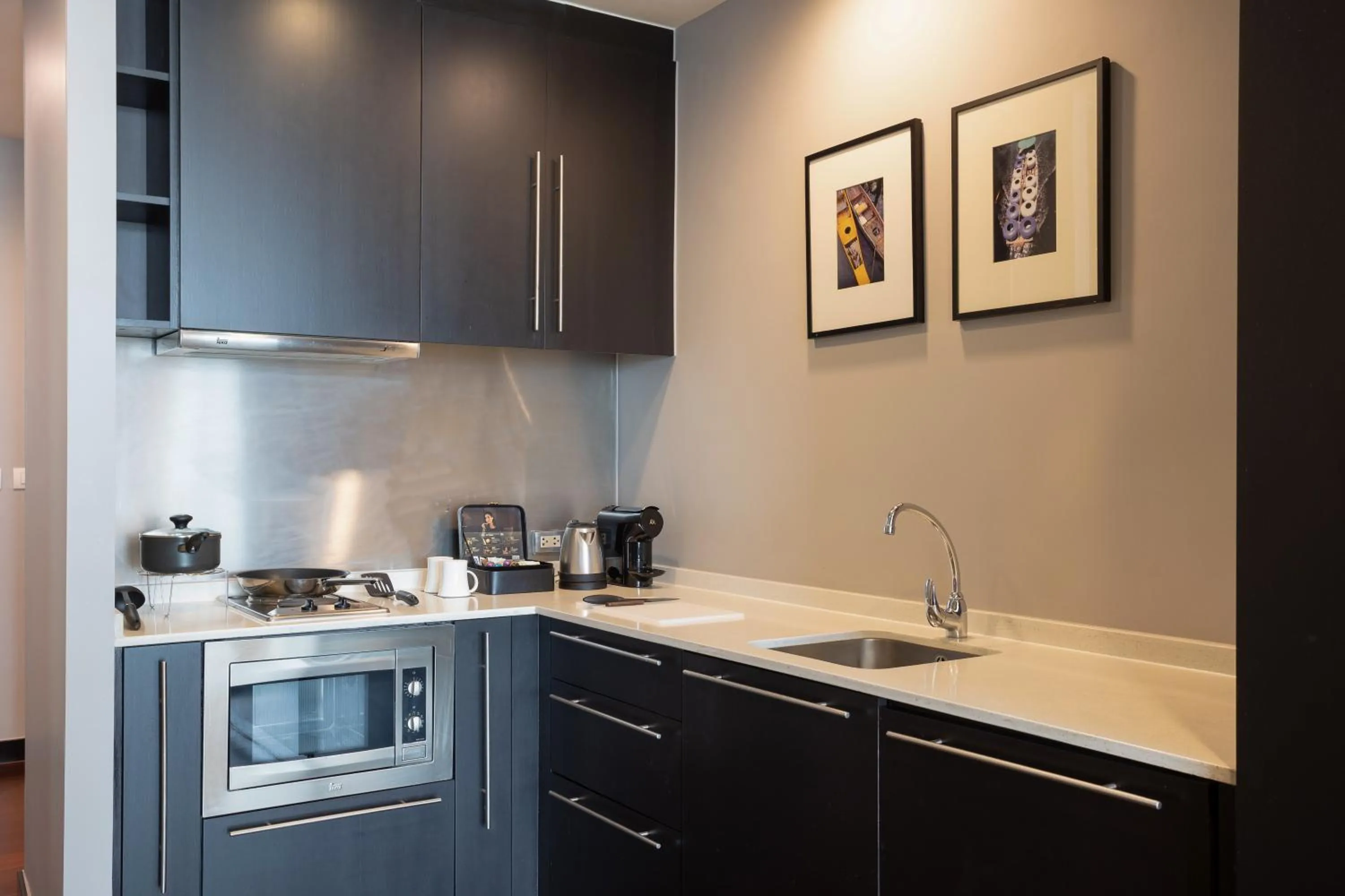 Kitchen or kitchenette in Chatrium Hotel Riverside Bangkok