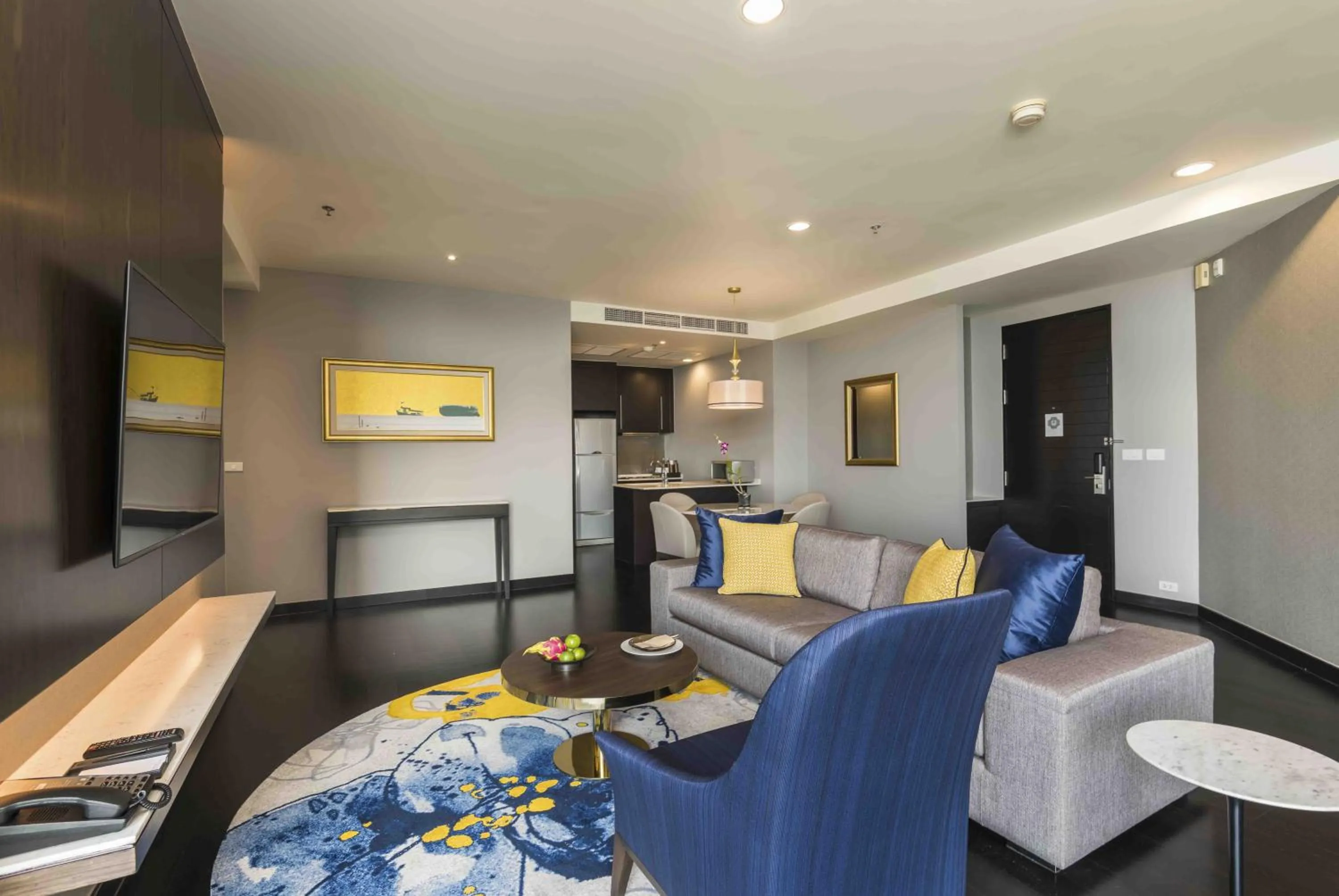 Living room in Chatrium Hotel Riverside Bangkok