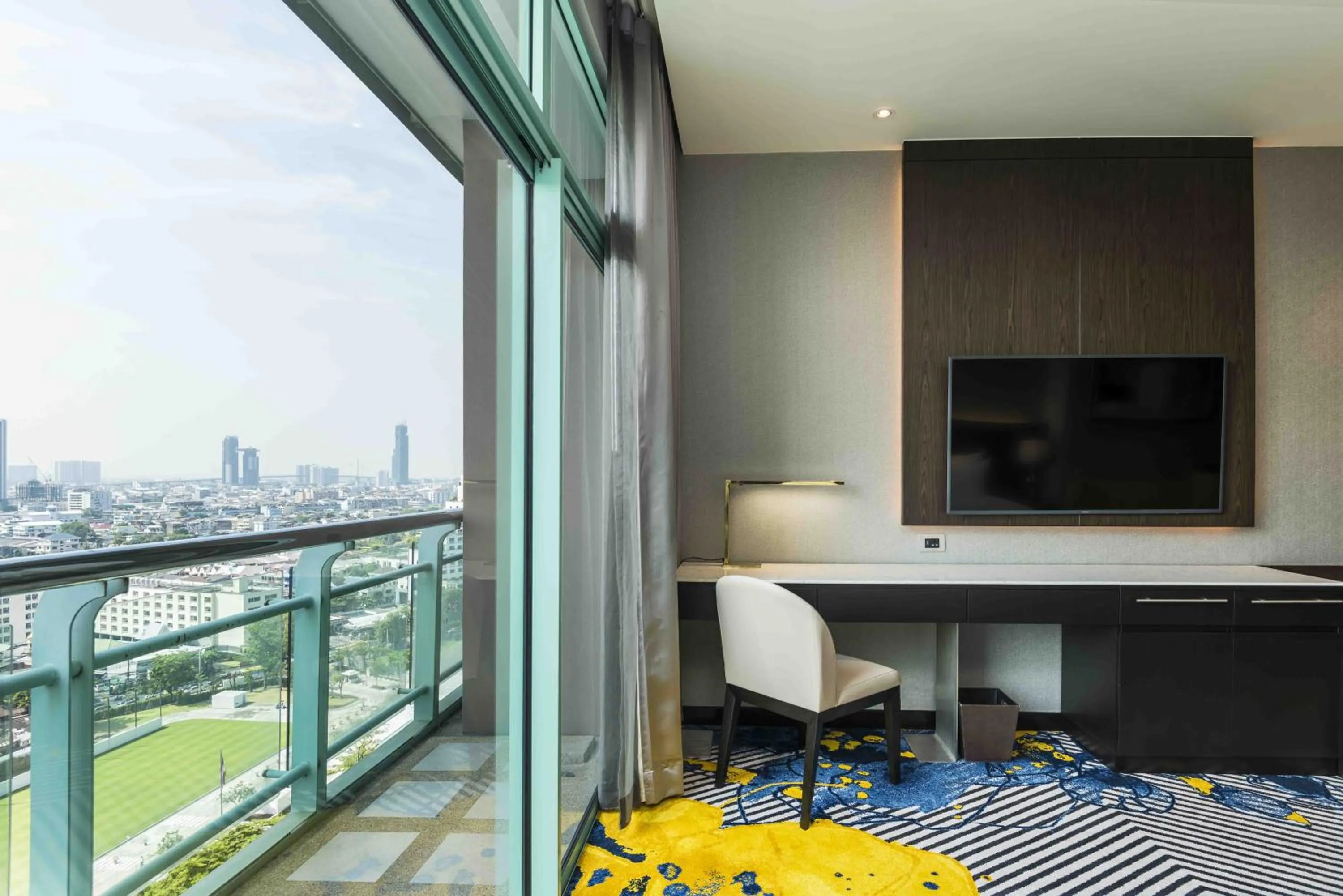 TV and multimedia in Chatrium Hotel Riverside Bangkok