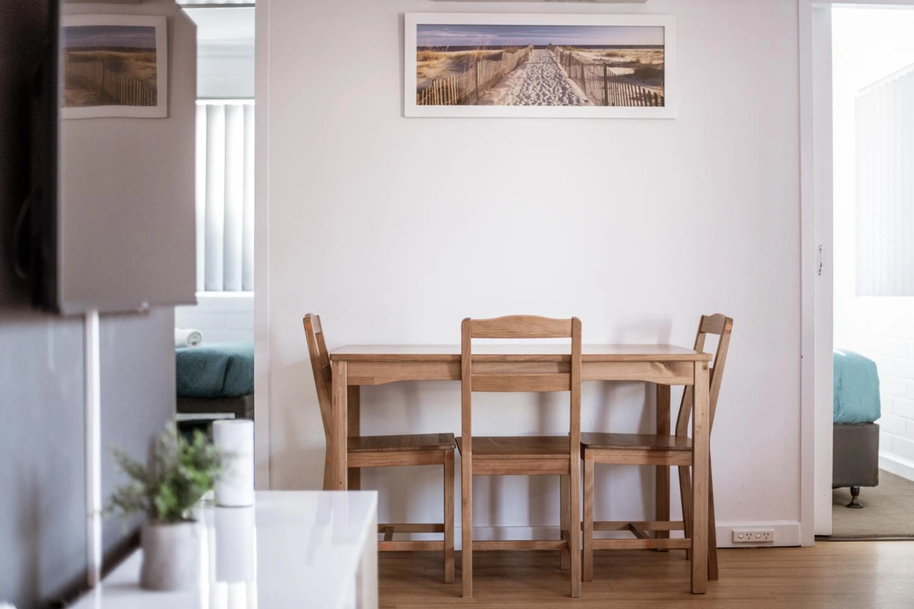 Dining area in Archipelago Apartments Esperance