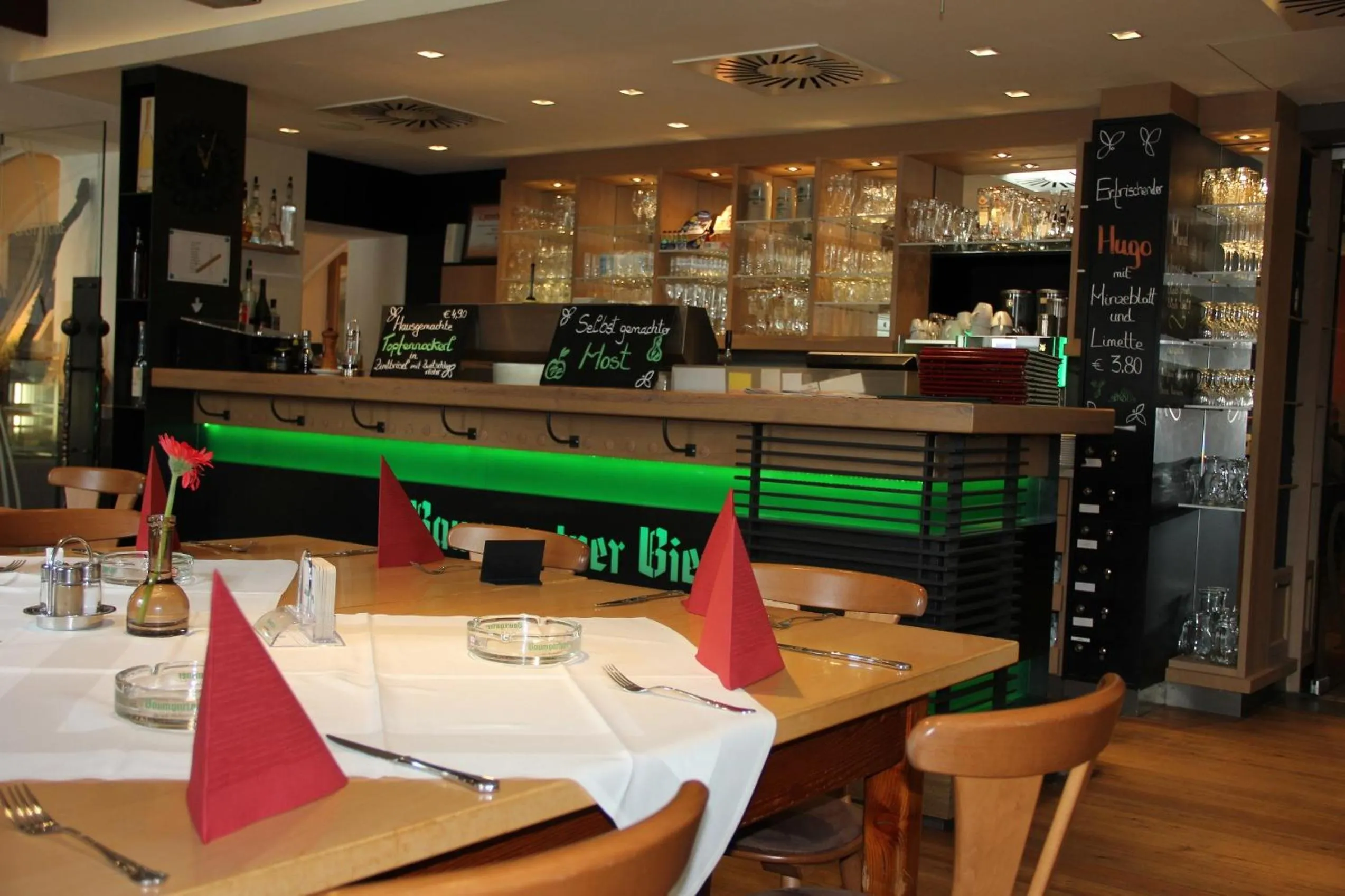 Restaurant/places to eat in Landhotel St. Florian