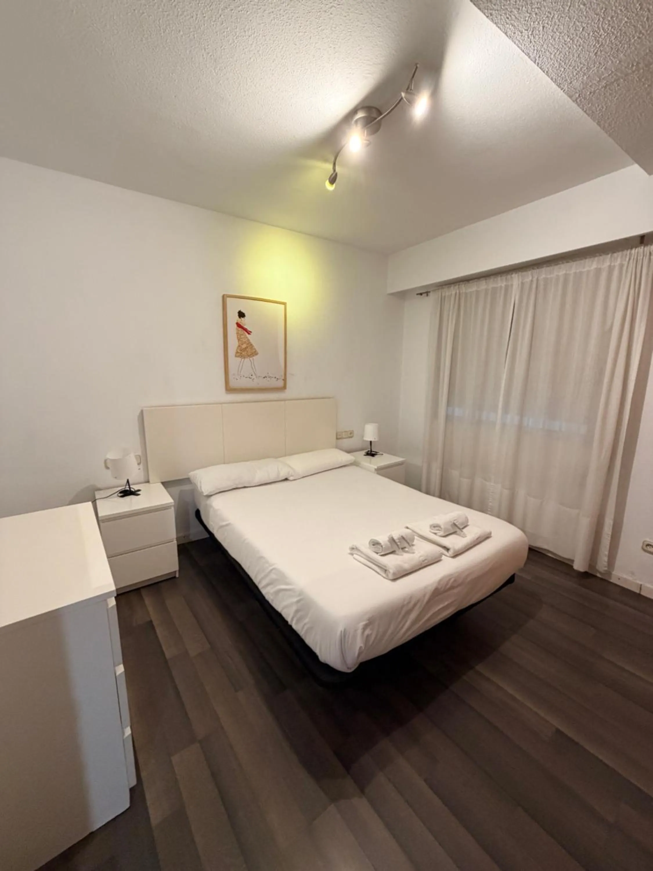 Bedroom, Bed in Zerka Centro