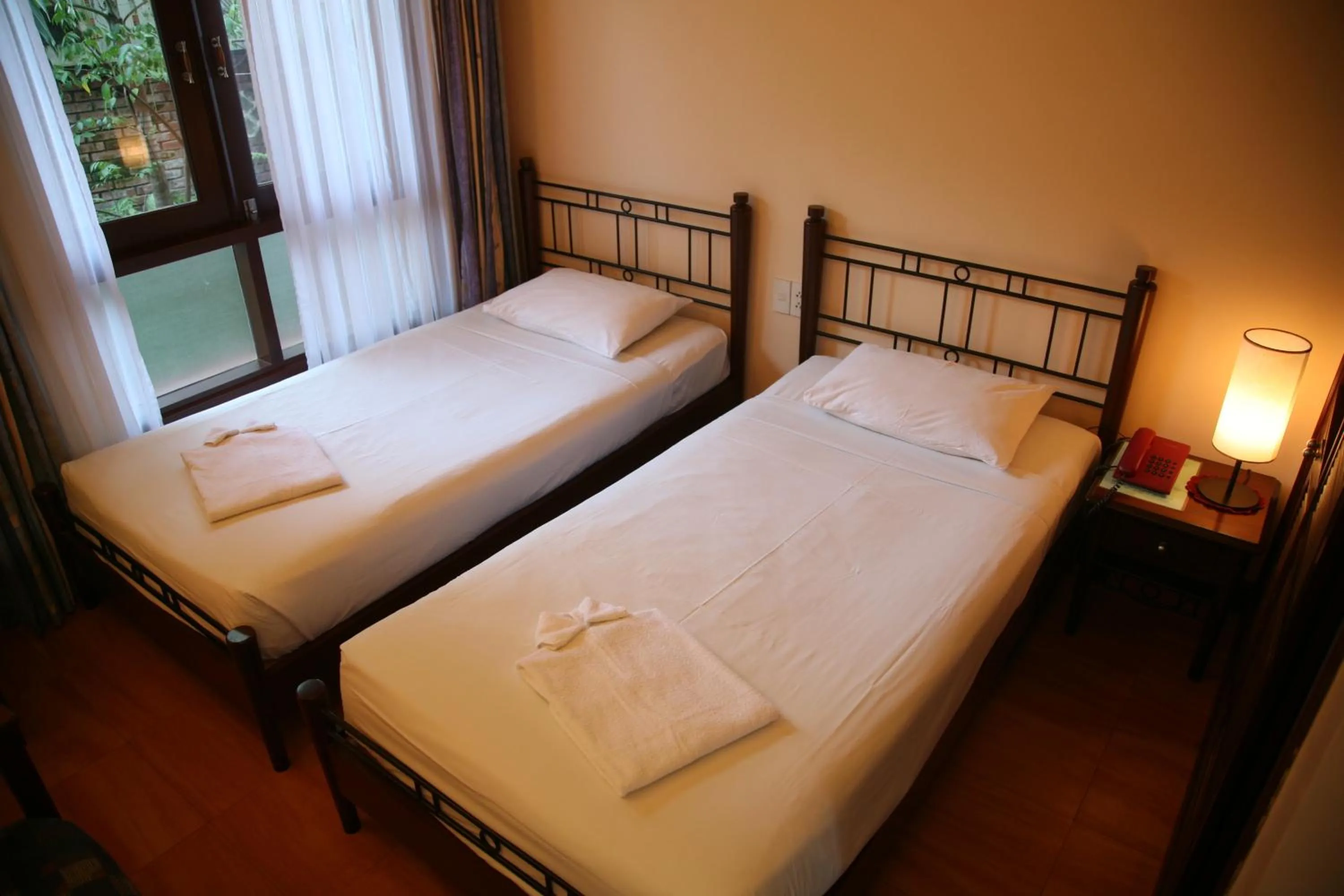 Bedroom, Bed in Mui Ne Resort