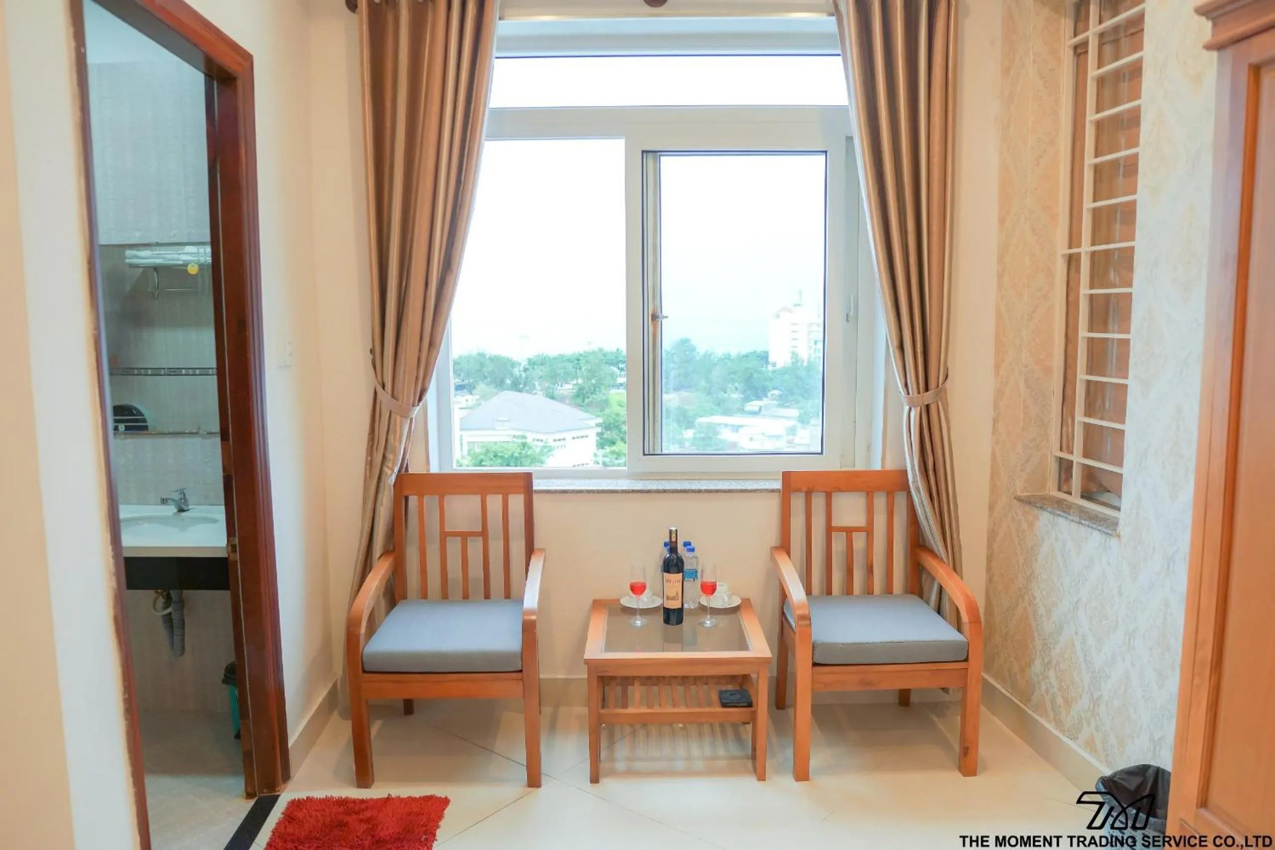 Seating area in Seika Hotel by The Moment