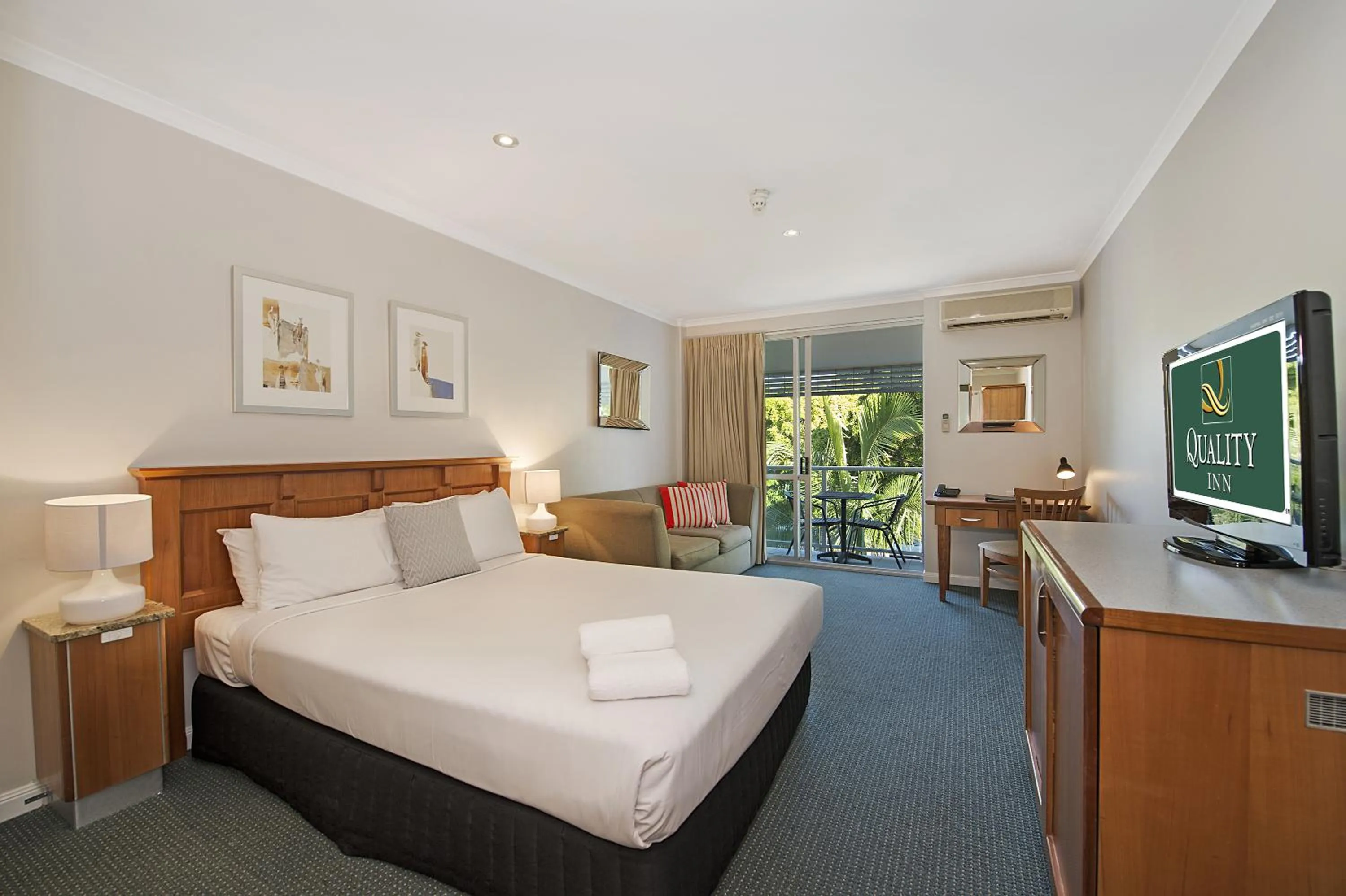 Photo of the whole room in Airport Heritage Motel