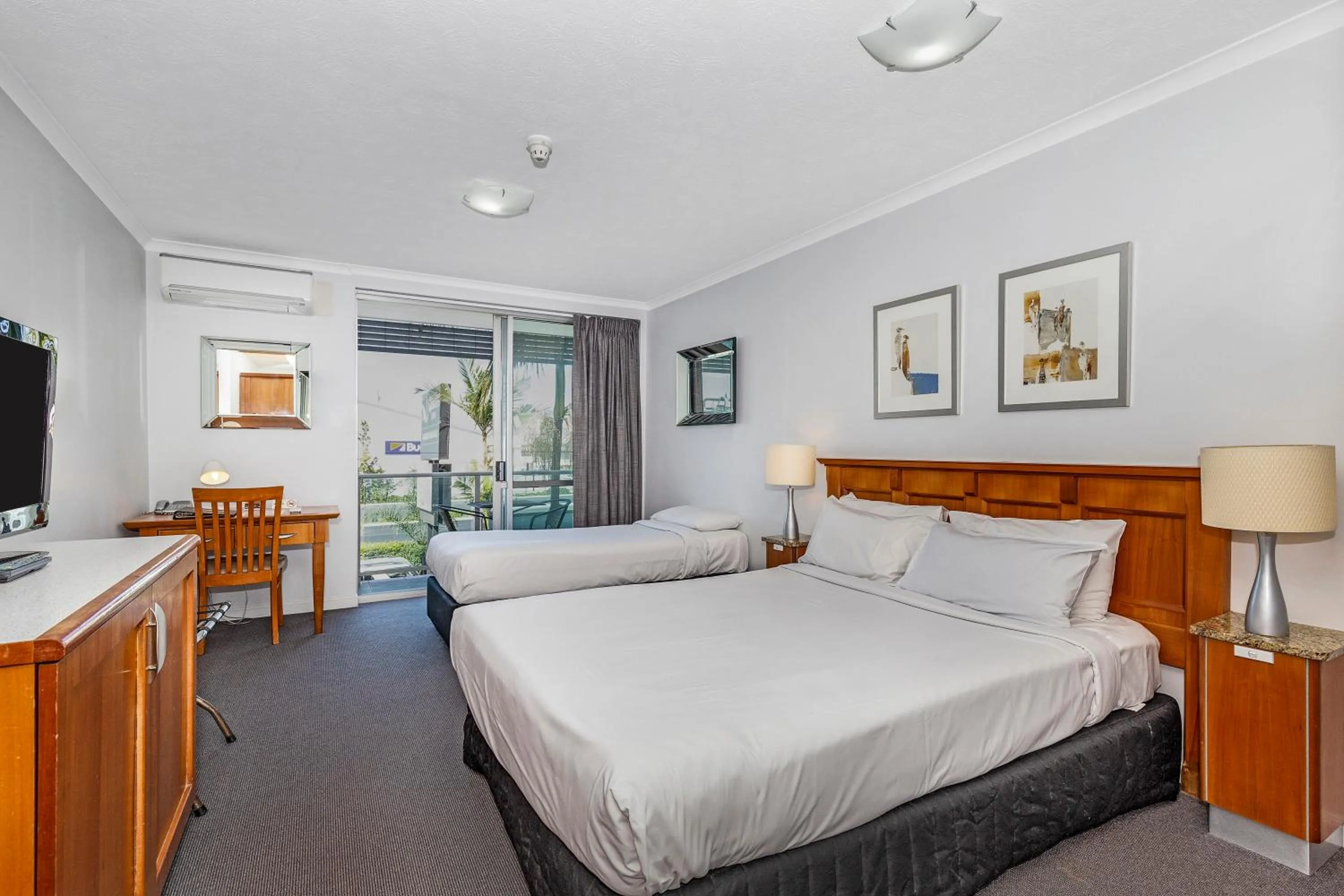 Photo of the whole room in Airport Heritage Motel