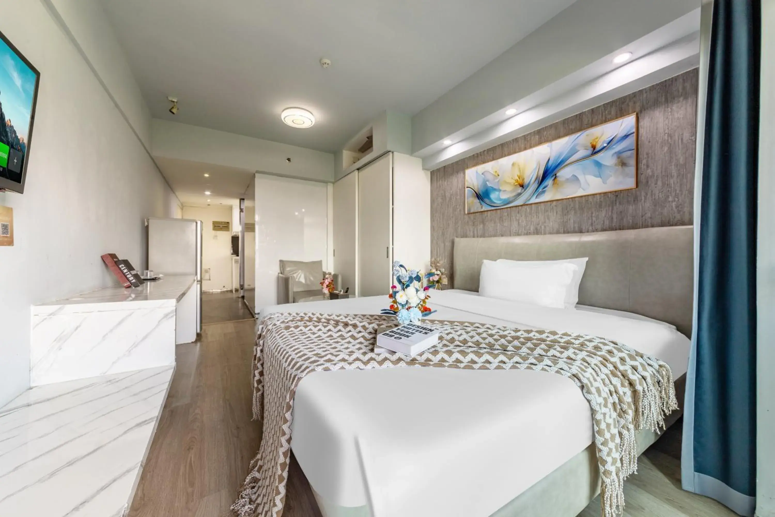 Business Queen Room in Mihua Times You Apartment Business Queen Room in Mihua Times You Apartment