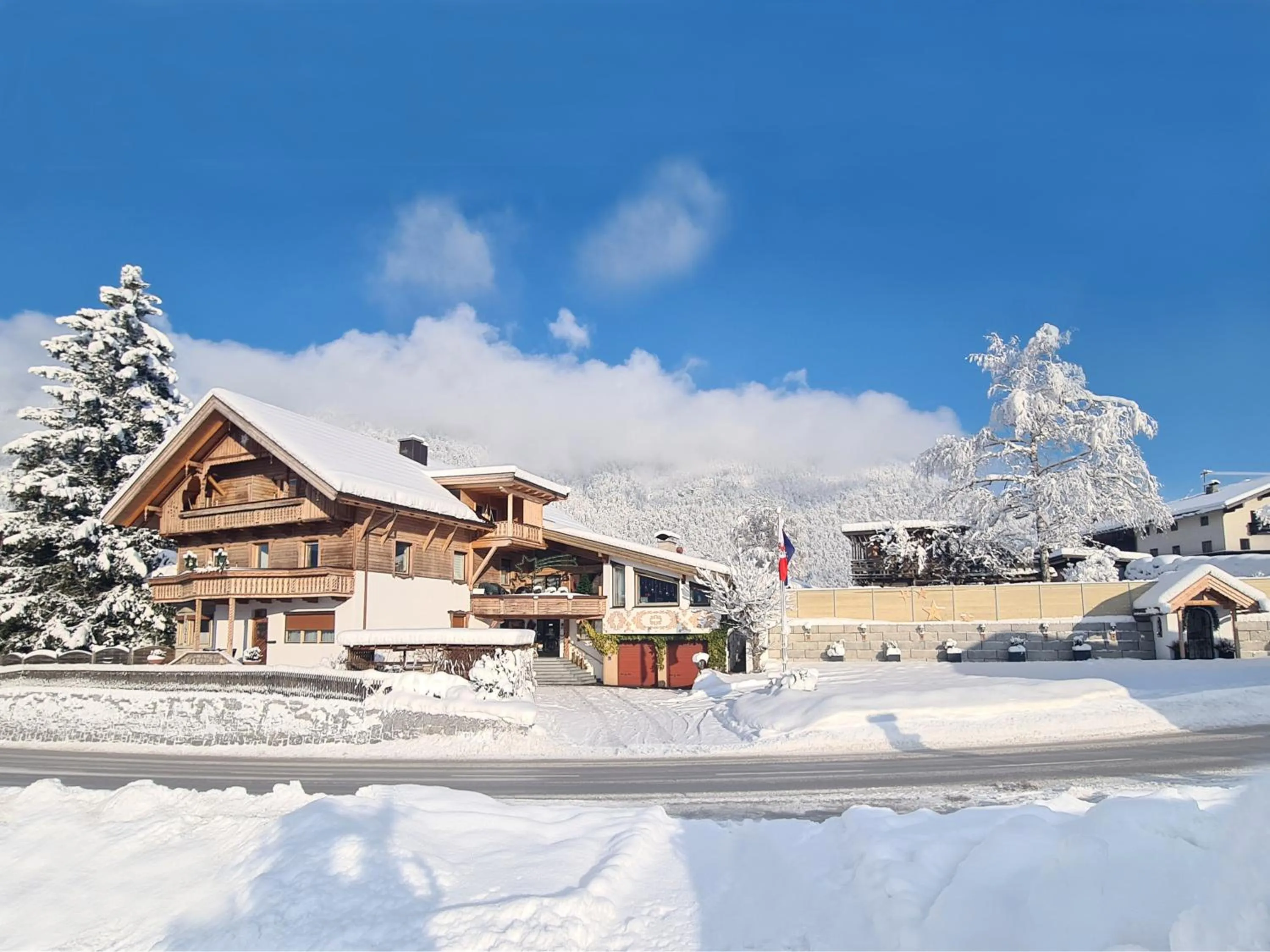 Property building in Aparthotel Buchauer-Tirol