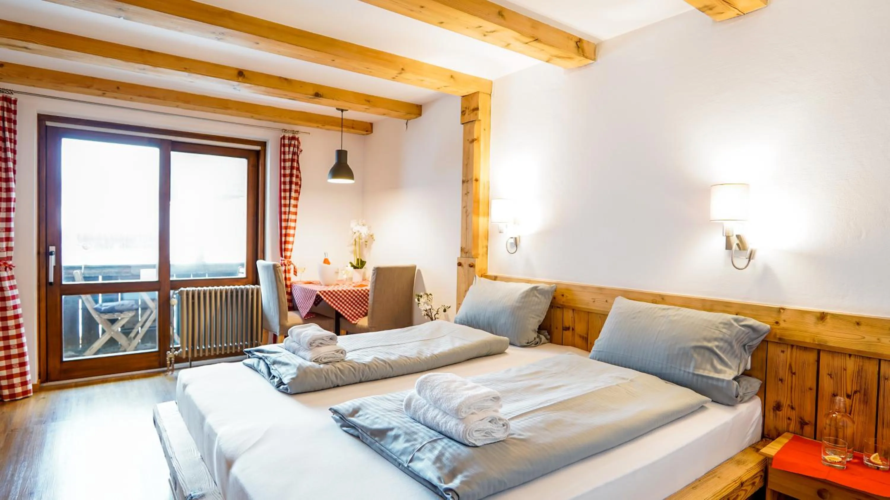 Bed in Landgasthof zum Papyrer - Erholung im Urlaubsgebiet