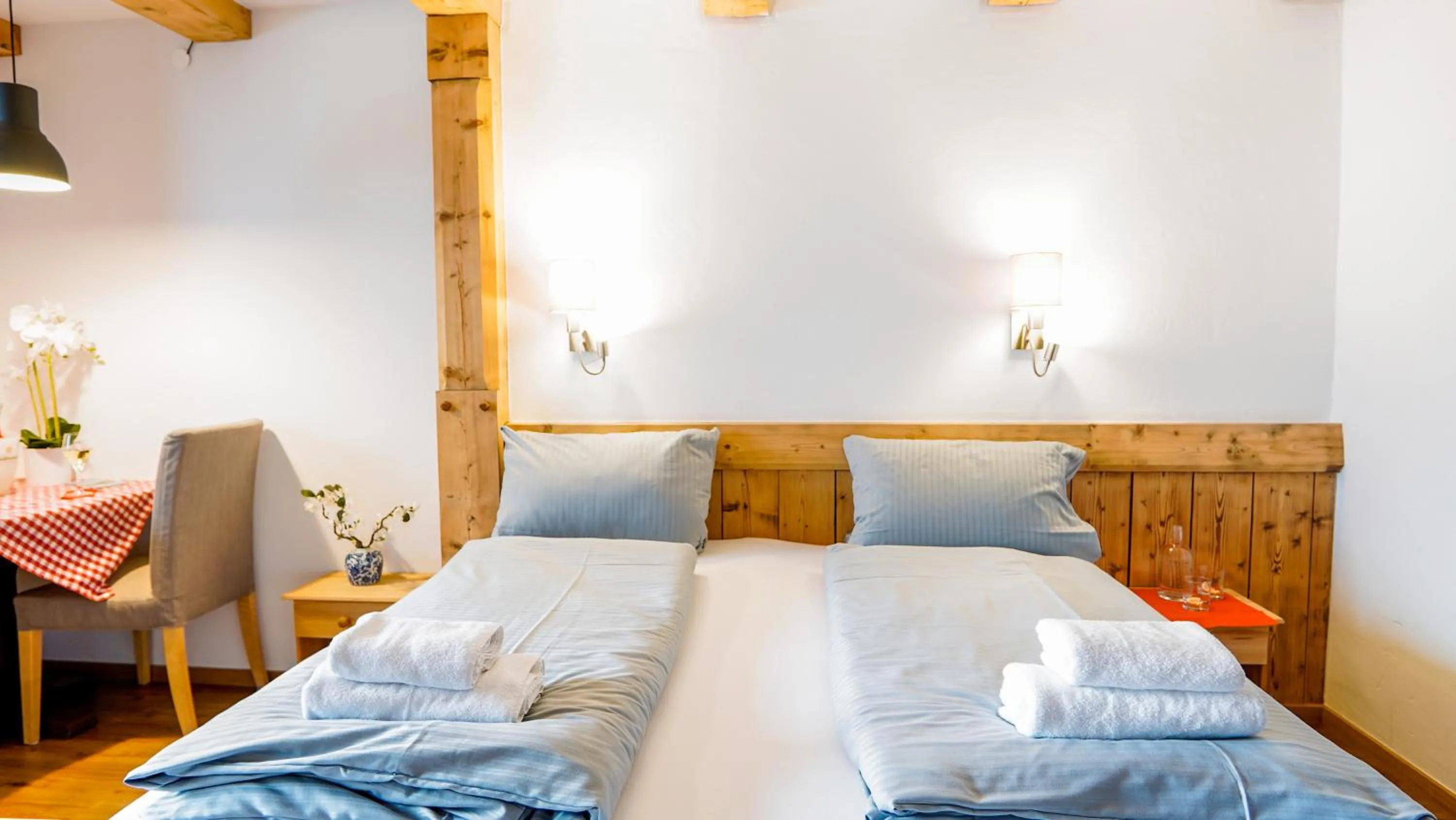 Bed in Landgasthof zum Papyrer - Erholung im Urlaubsgebiet