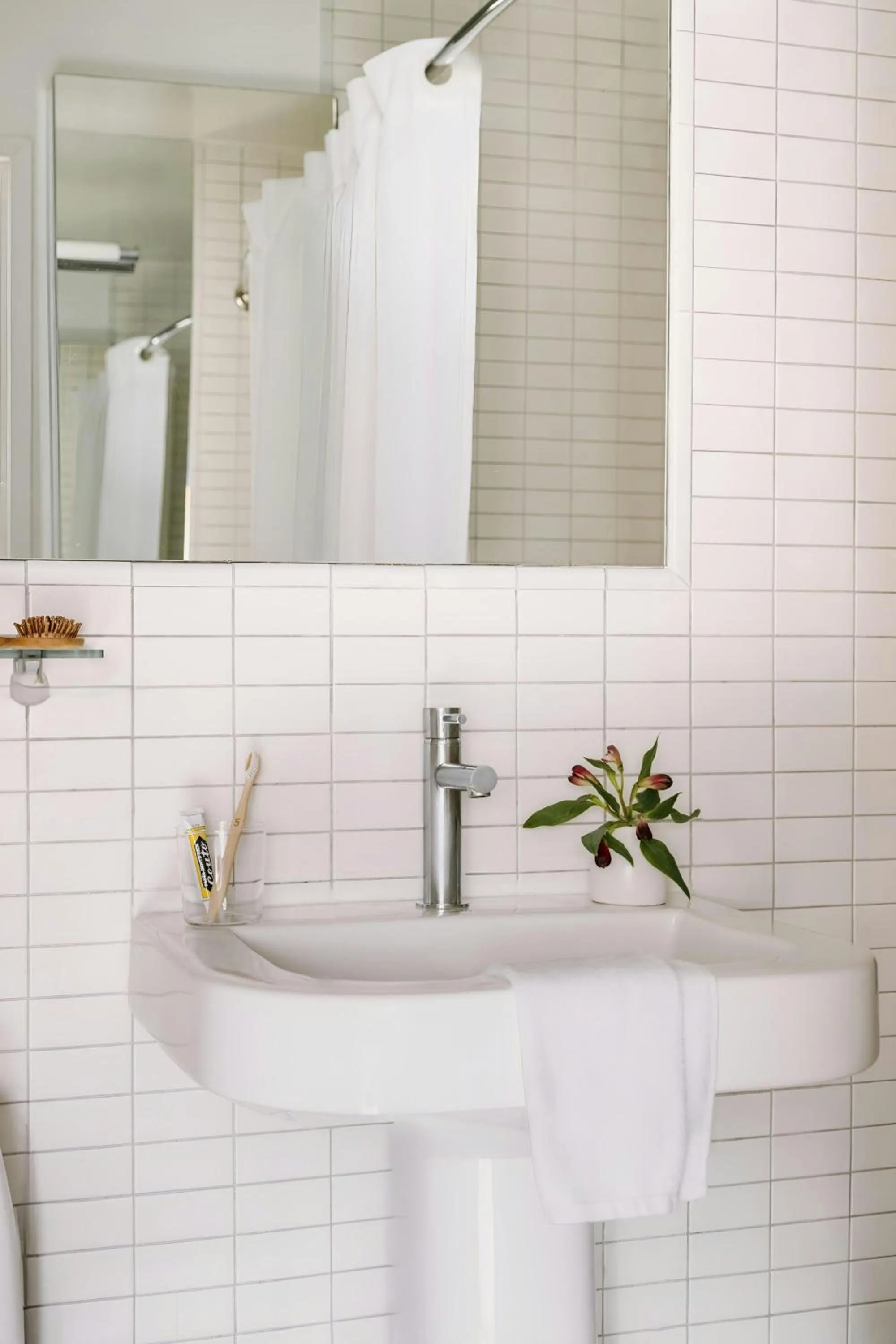 Bathroom in Sonder by Marriott Bonvoy The Nash Apartments Midtown East