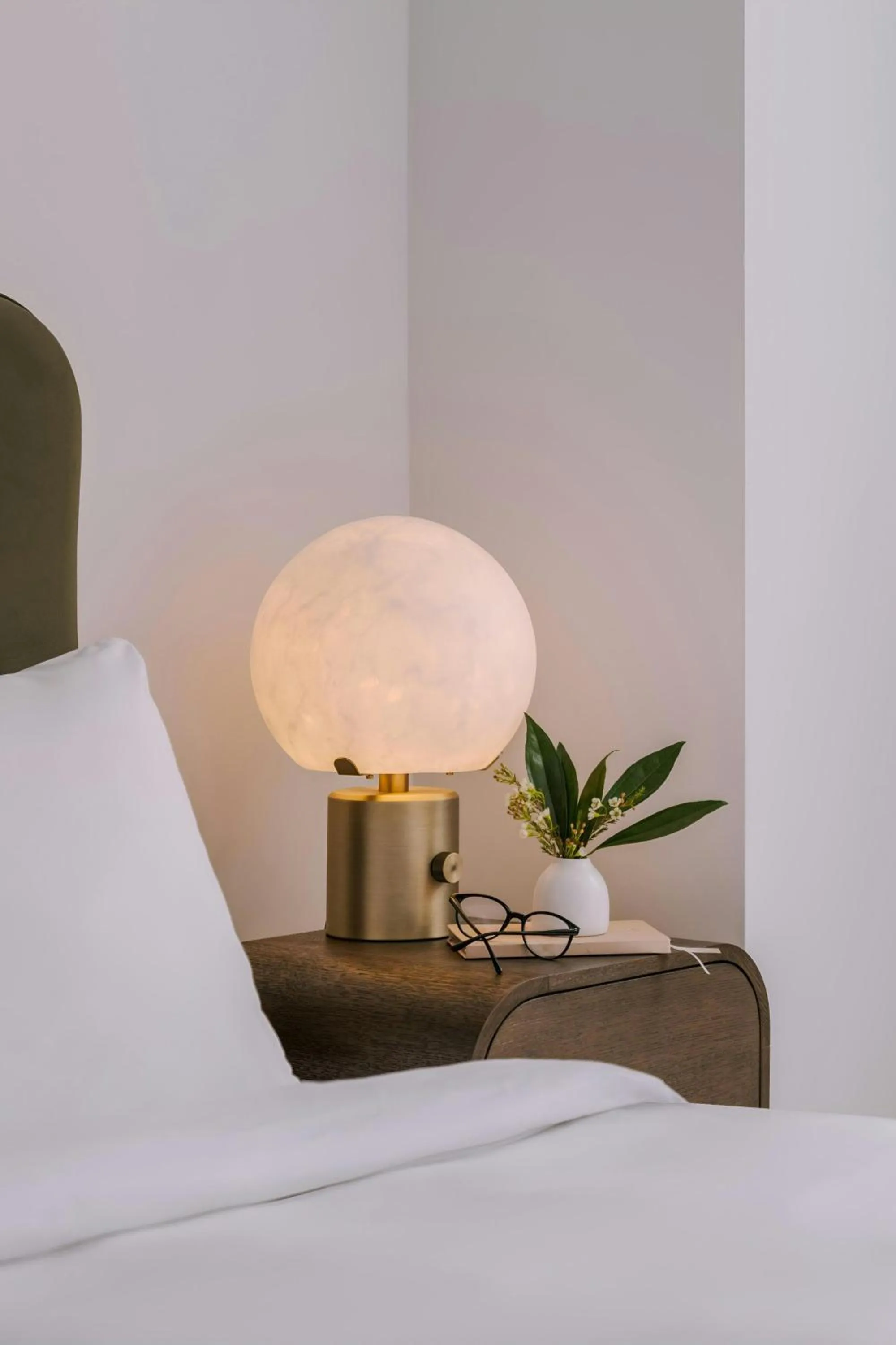 Photo of the whole room, Bed in Sonder by Marriott Bonvoy The Nash Apartments Midtown East